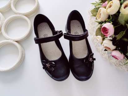 32 (20,5 см) Кожаные черные туфли на липучке
