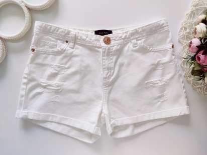 11,12 лет, рост 152 Белые рваные джинсовые шорты