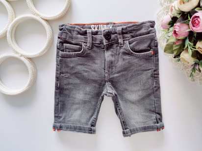 Серые джинсовые шорты стрейч
