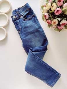 8 лет, рост 134,135 Стрейчевые джинсы