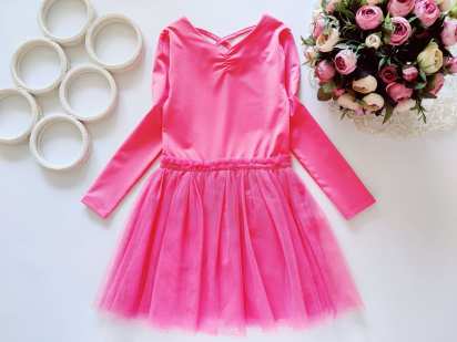 4,5 лет, рост 110 Нарядное розовое пышное платье на праздник