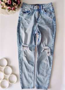 8\36 Женские голубые рваные джинсы