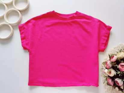 9 лет, рост 134 Плотная розовая футболка