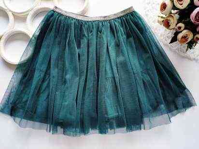 5 лет, рост 110 Зеленая фатиновая юбка