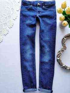 8,9 лет, рост 134 Стрейчевые джинсы скинны для девочки