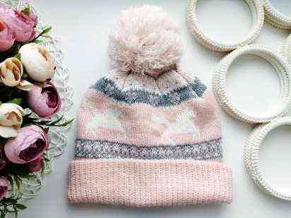 Теплая шапка для девочки
