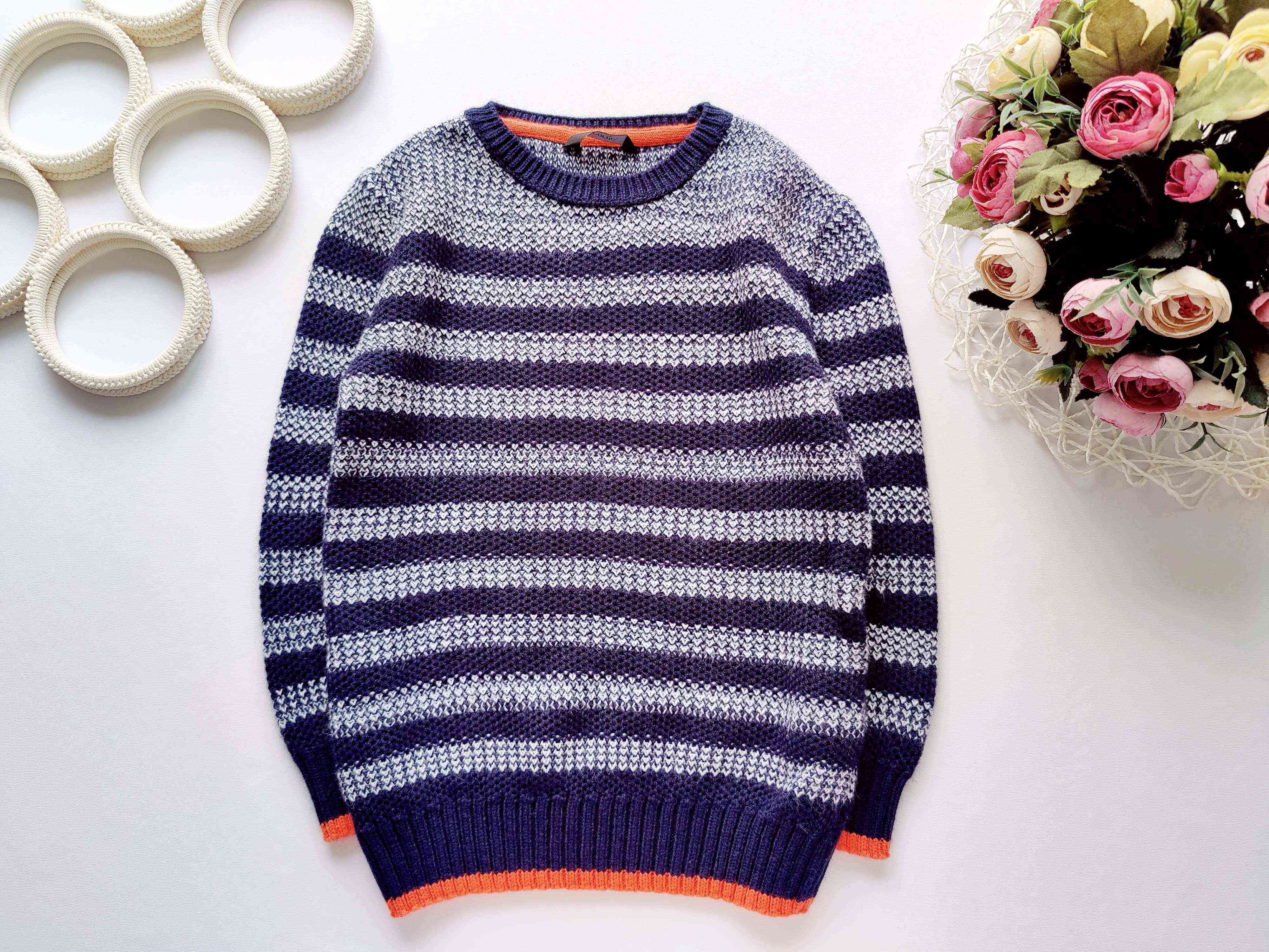 4,5 років, зріст 104,110 Светр для хлопчика