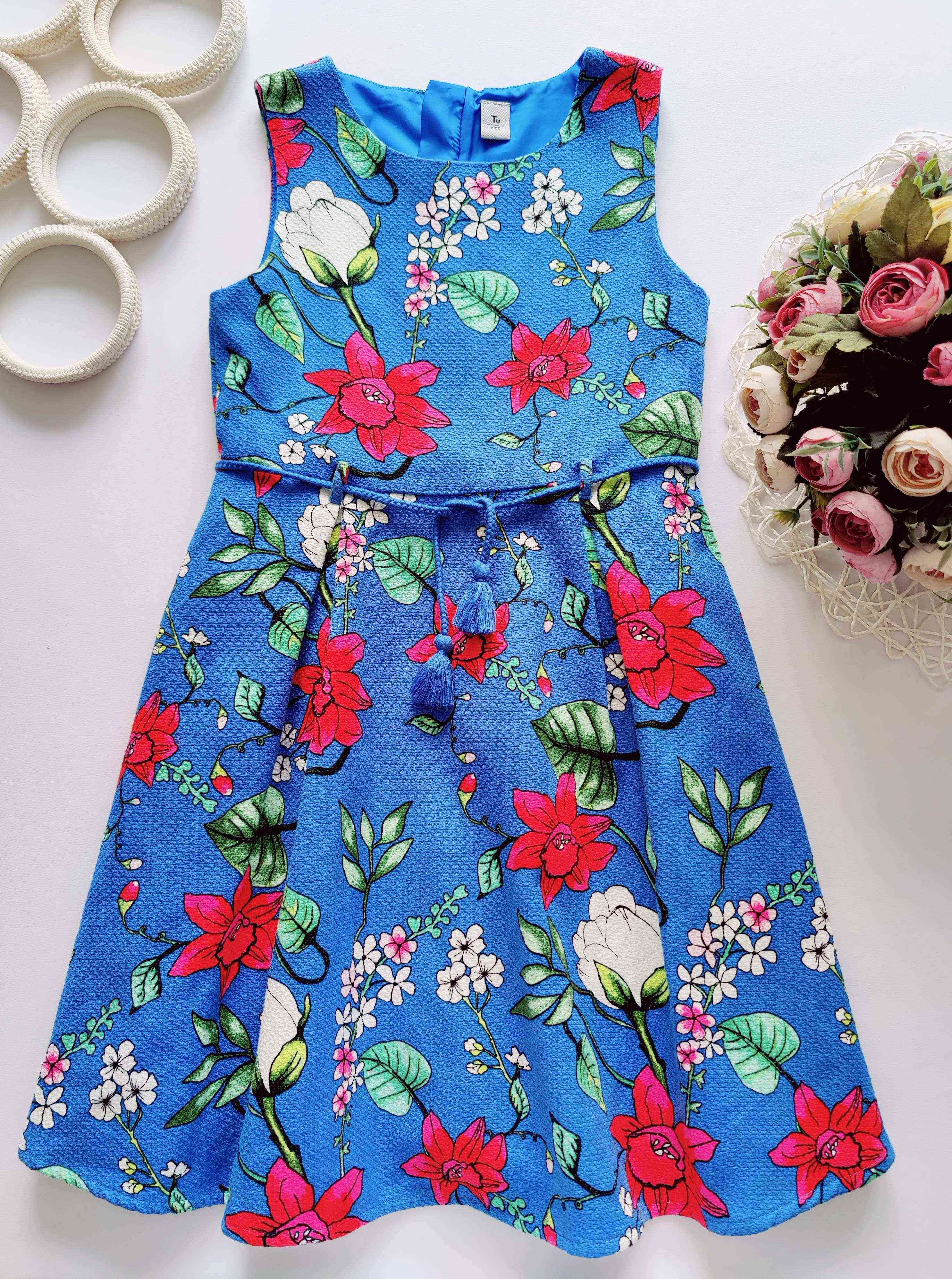 9 років, зріст 134 Ошатне квіткове плаття