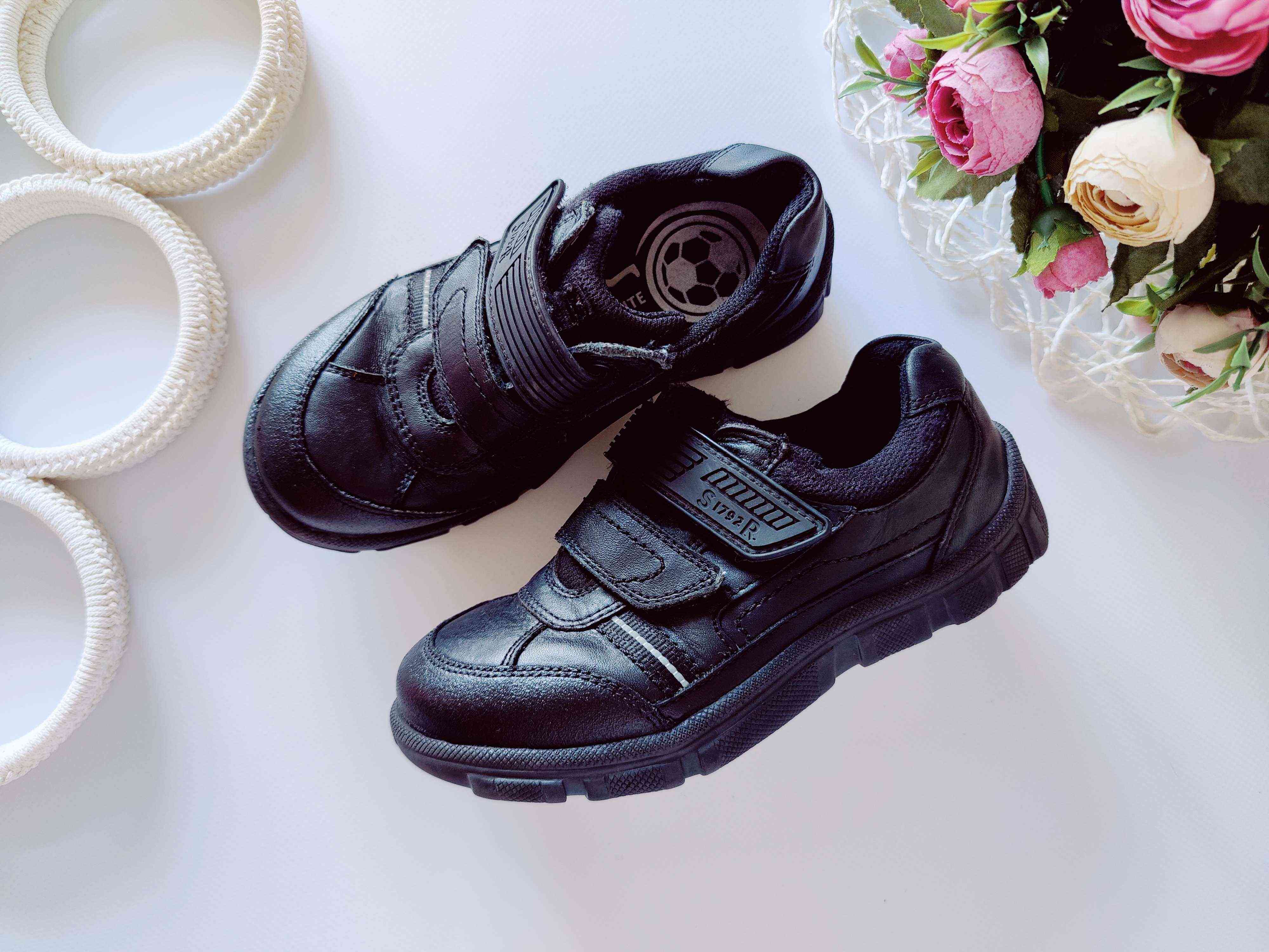 30 (19,5 см) Шкіряні кросівки на липучках