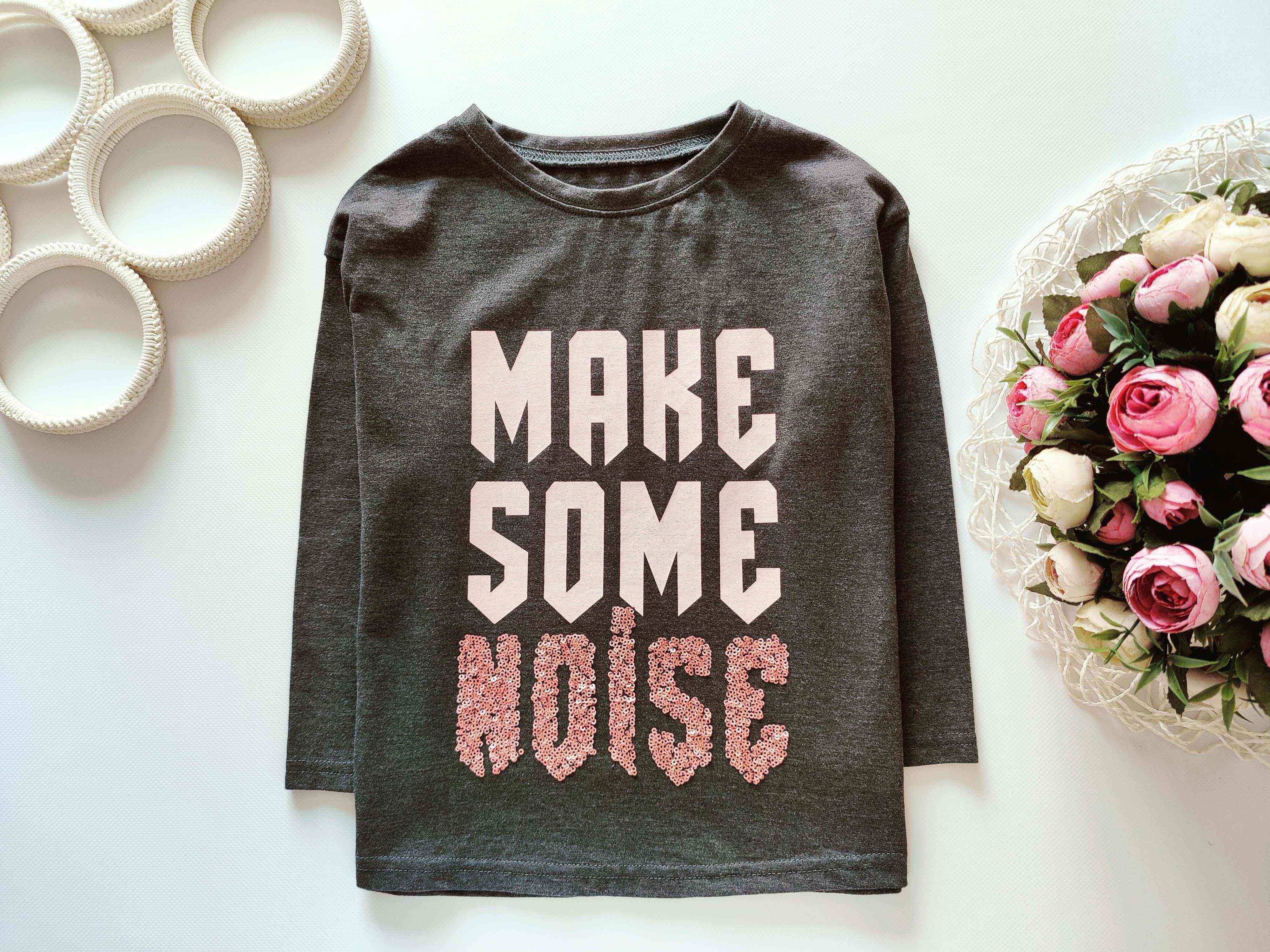 4 роки, зріст 104 Лонгслів з паєтками