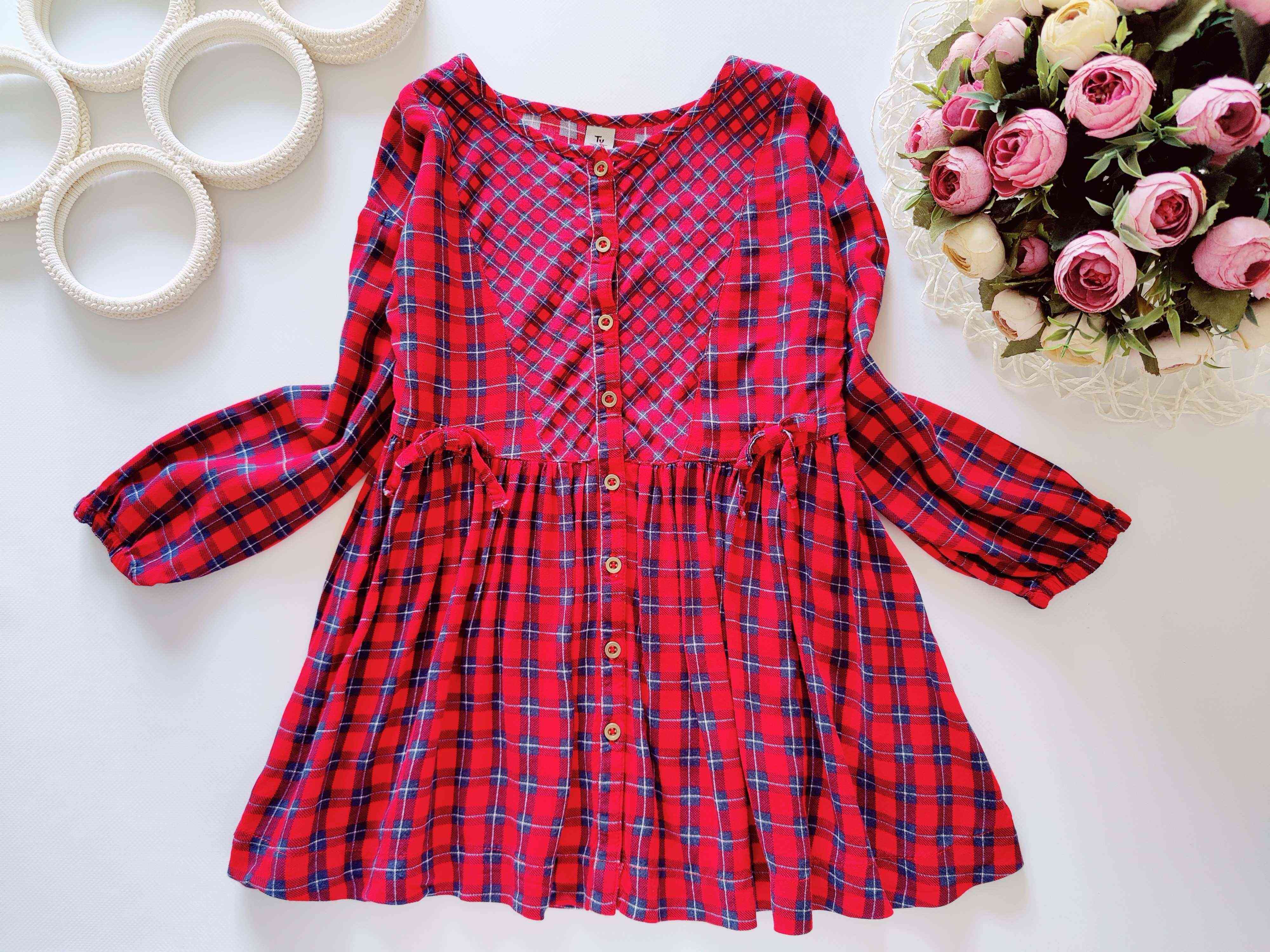 5 років, зріст 110 Плаття у клітку