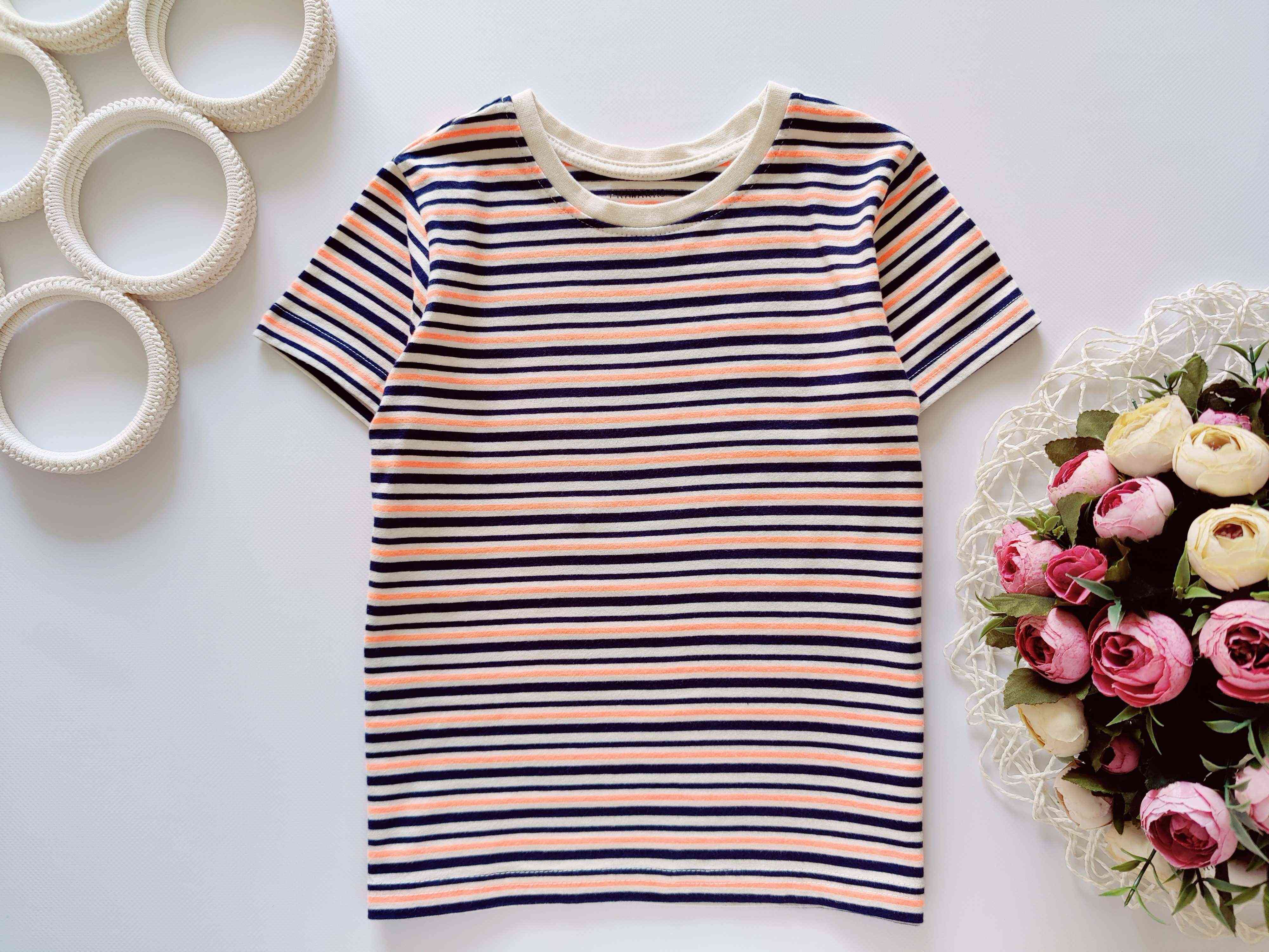 5,6 років, зріст 116 Нова полосата дитяча футболка