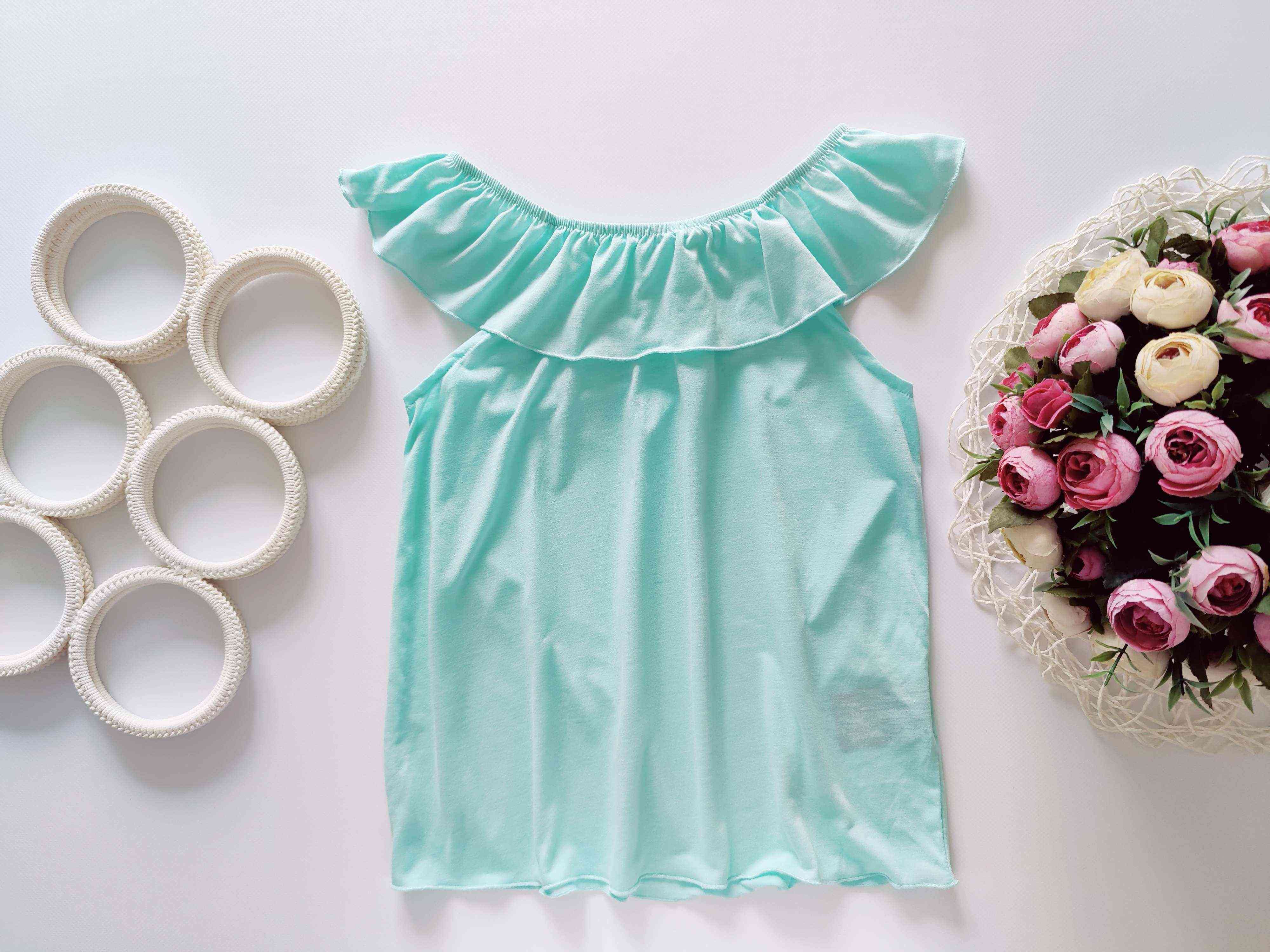 6,8 лет, рост 122,128 Нова м'ятна футболка