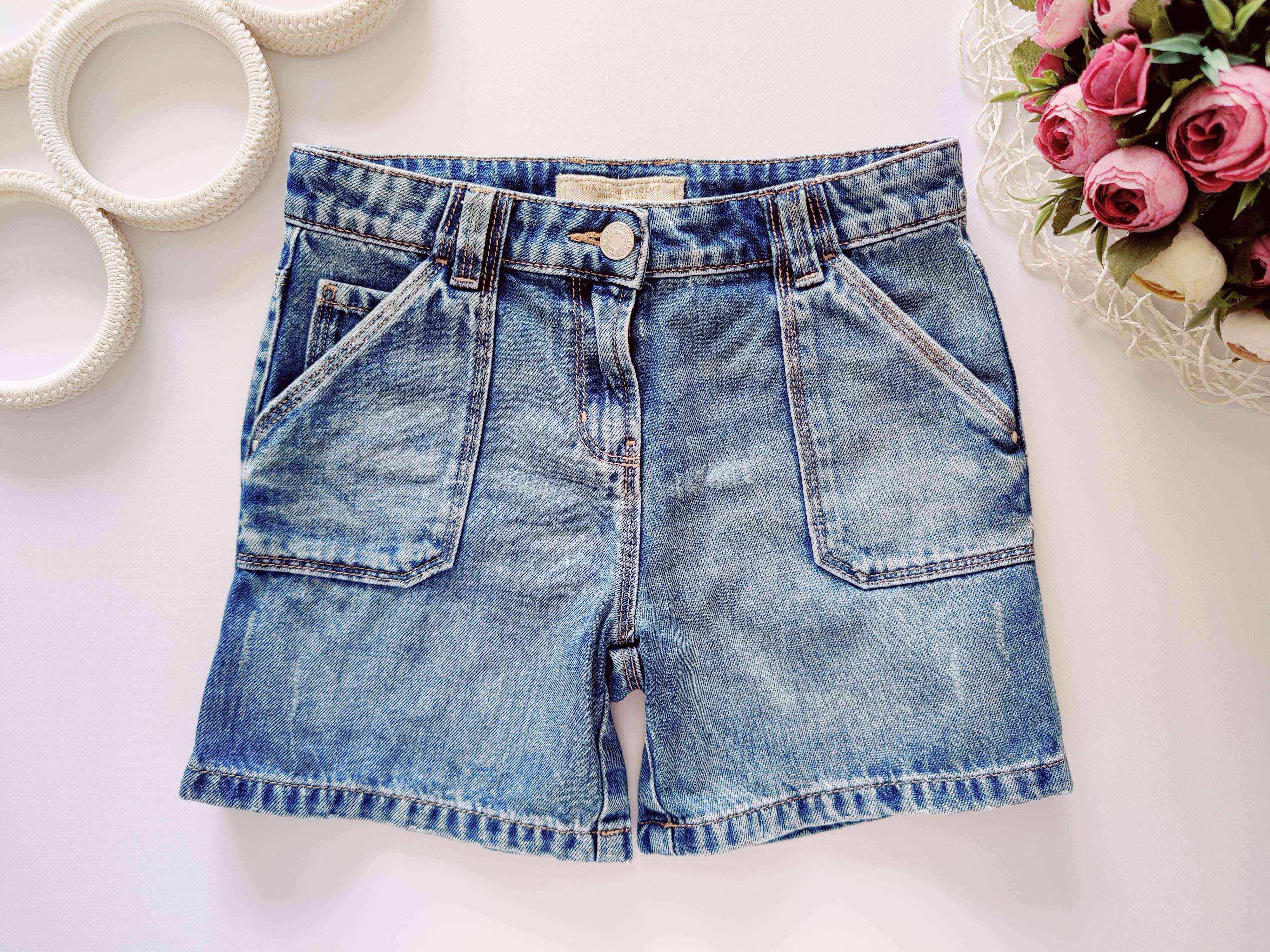 9 років, зріст 134 Джинсові шорти