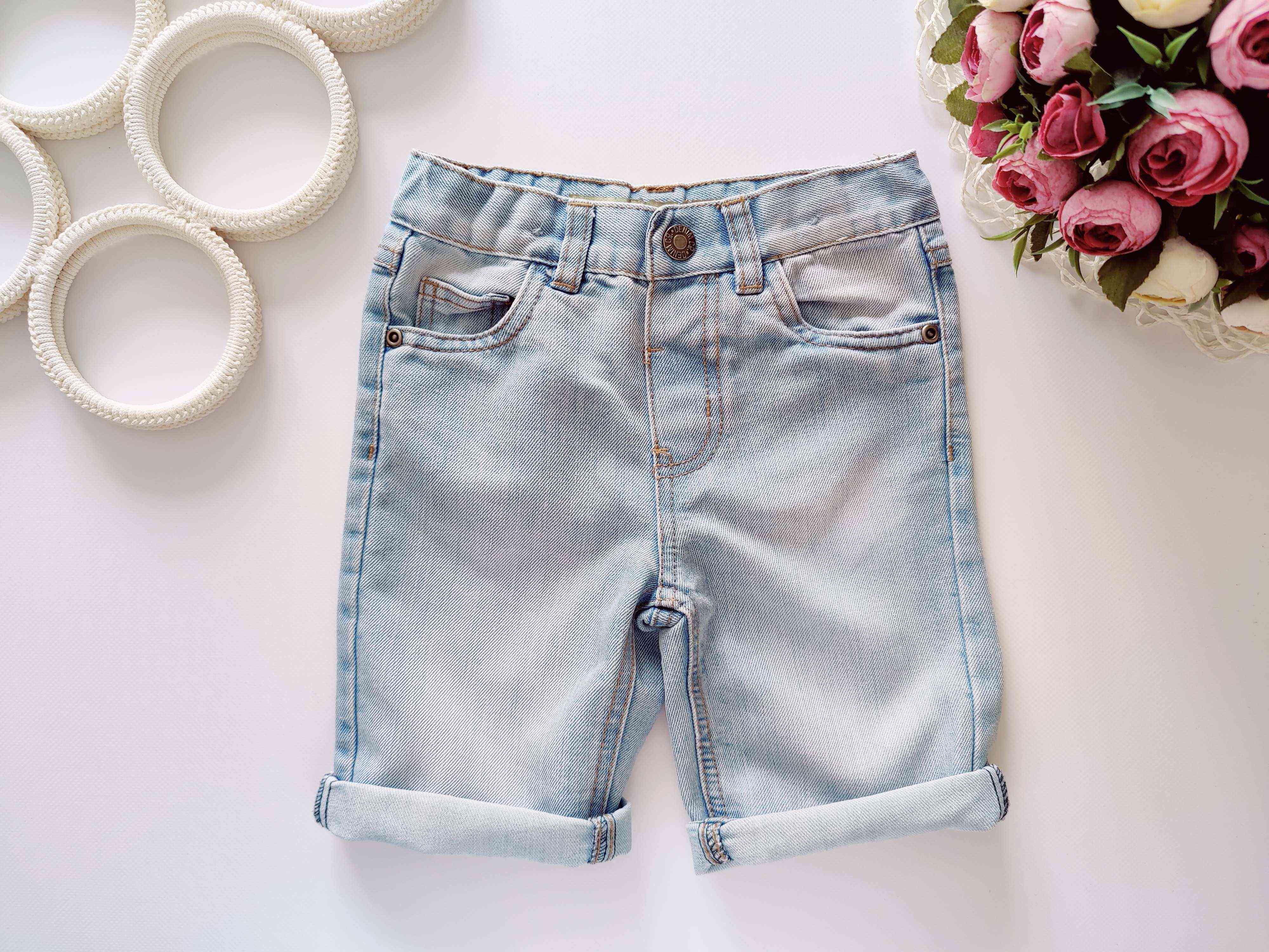 4,5 років, зріст 110 Блакитні джинсові шорти