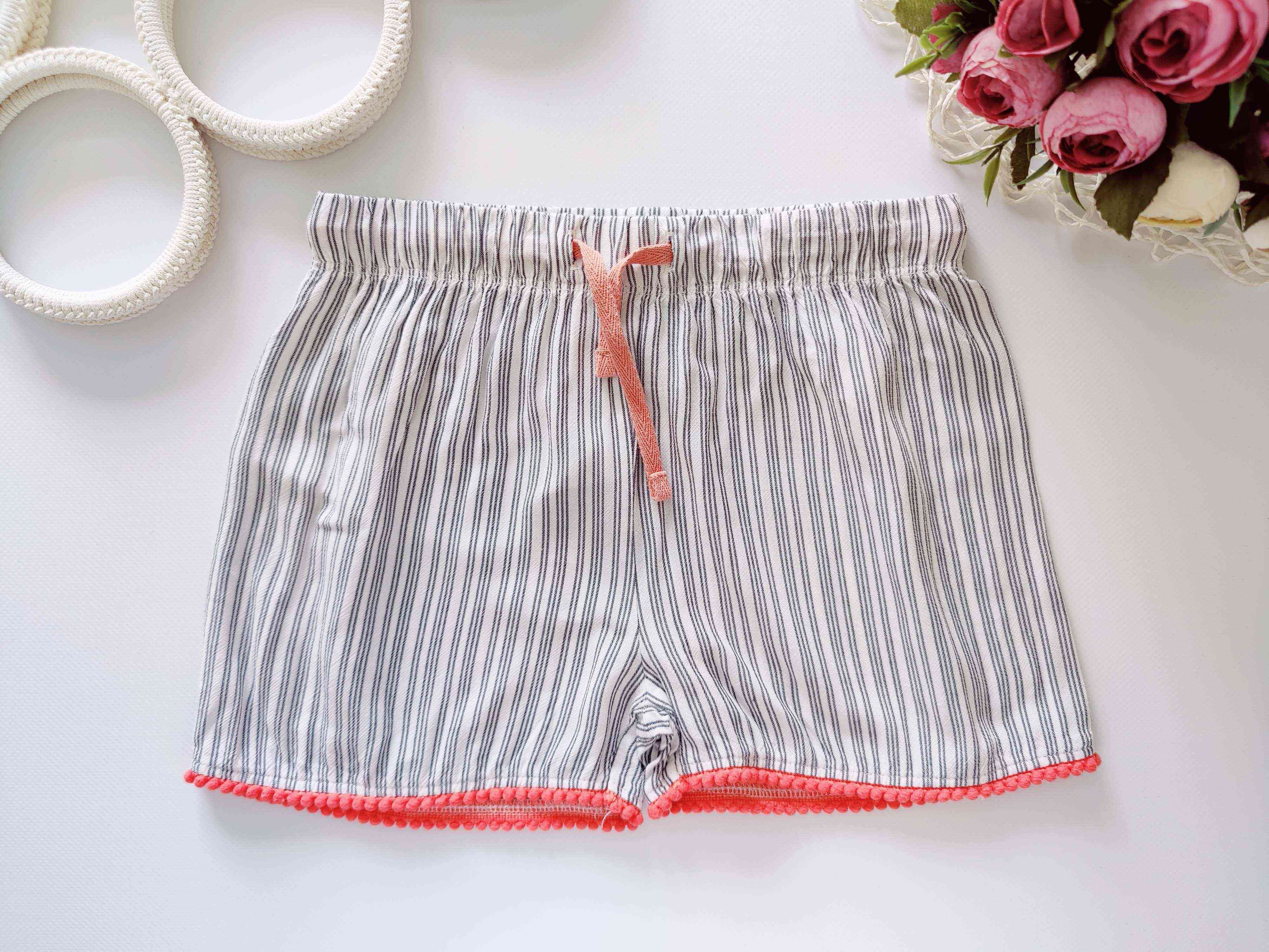 5,6 років, зріст 116 Шорти для дівчинки