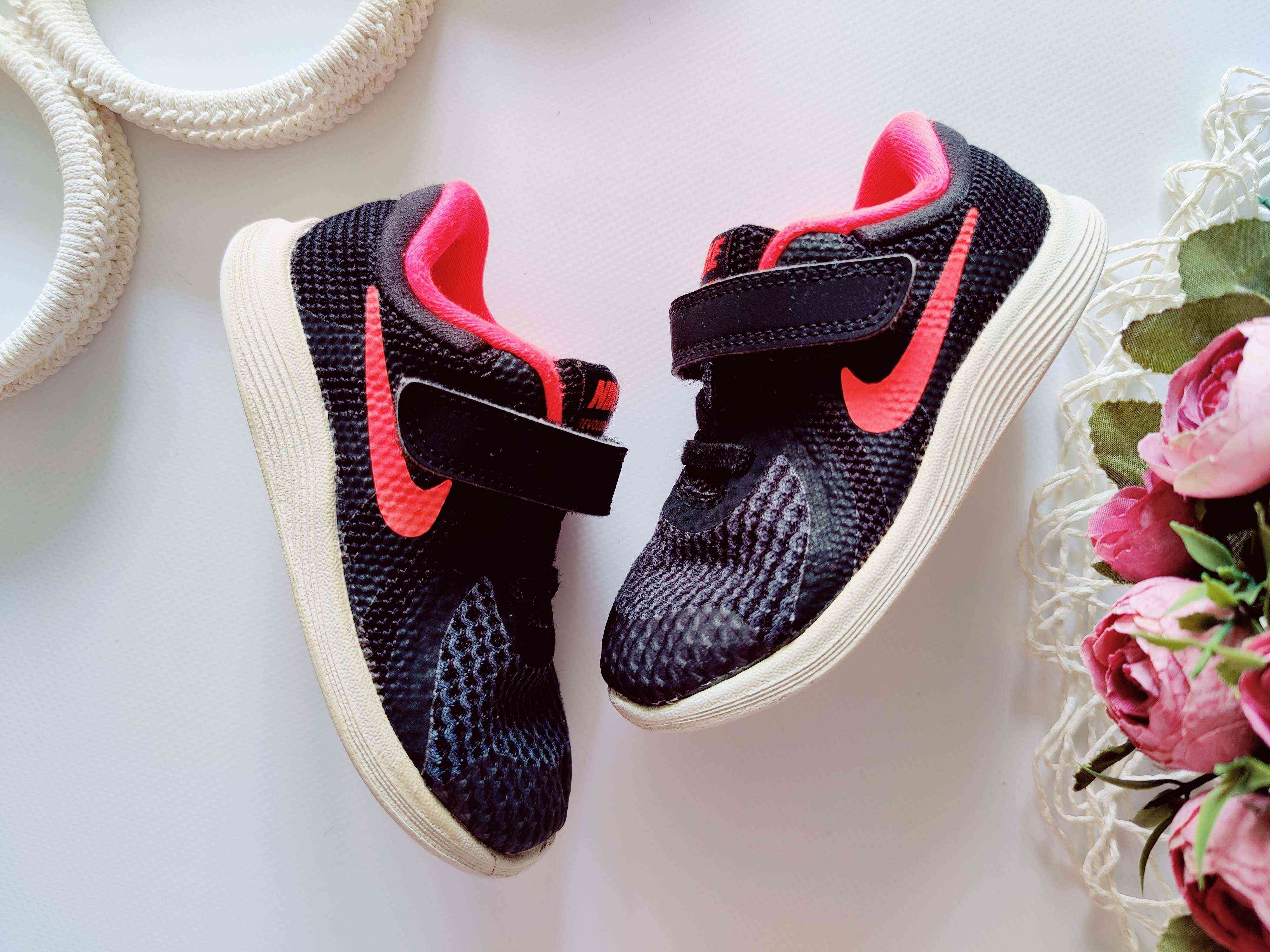 23 (14,5 см) Детские кроссовки