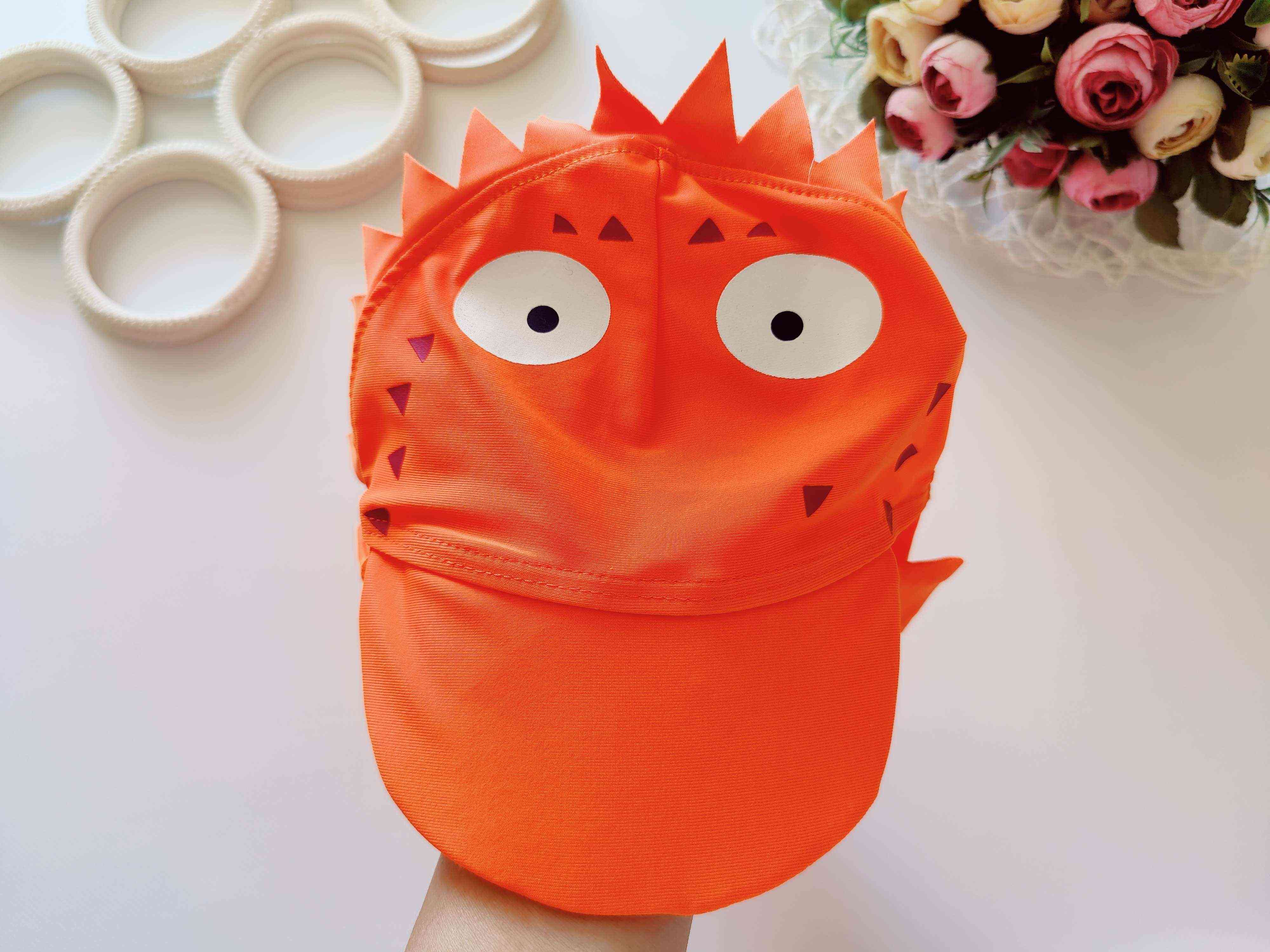 ОК 49 Яскрава пляжна кепка