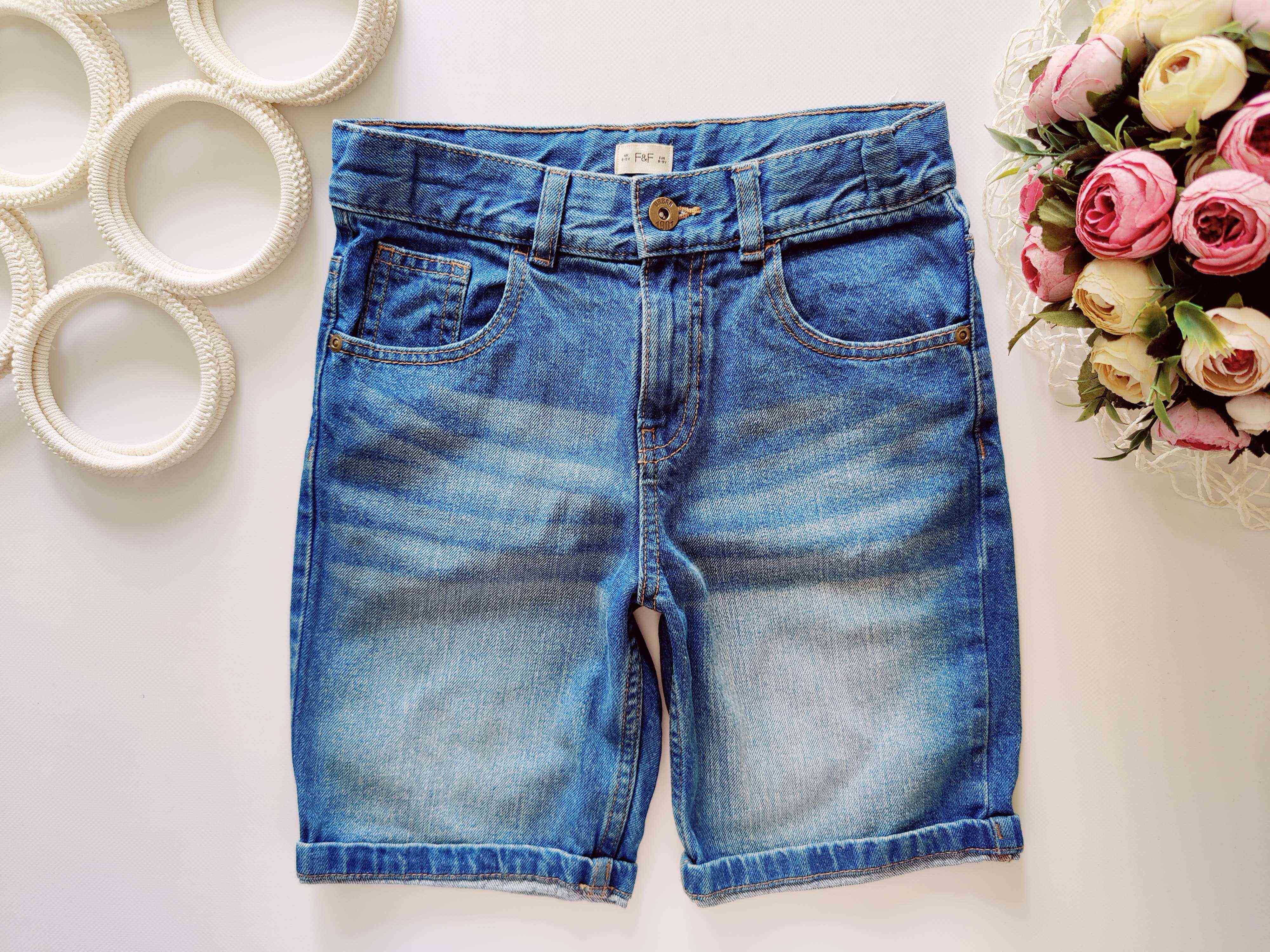 8,9 років, зріст 128,134 Джинсові шорти з підворотом