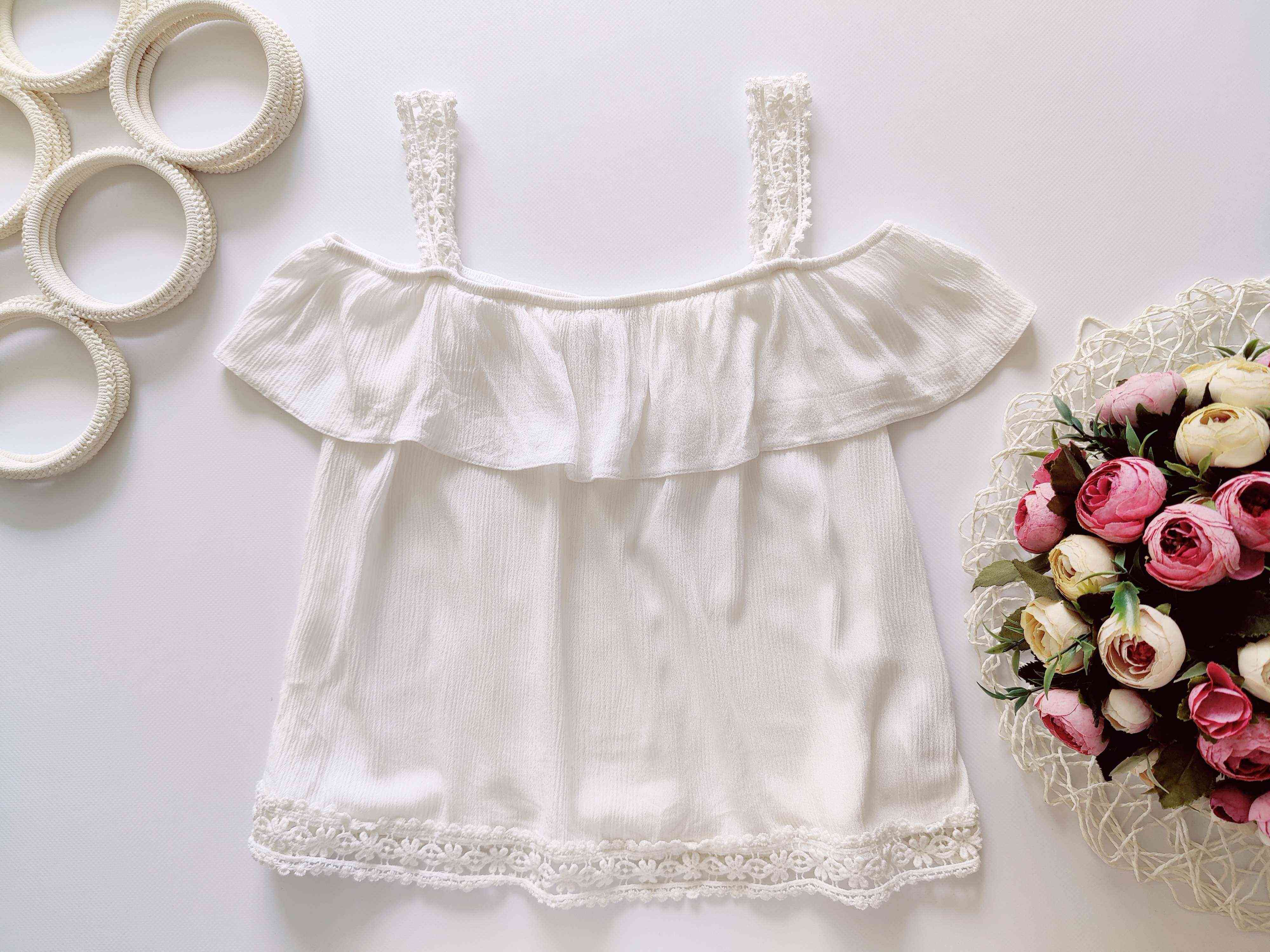 10,11 років, зріст 146 Біла блузочка