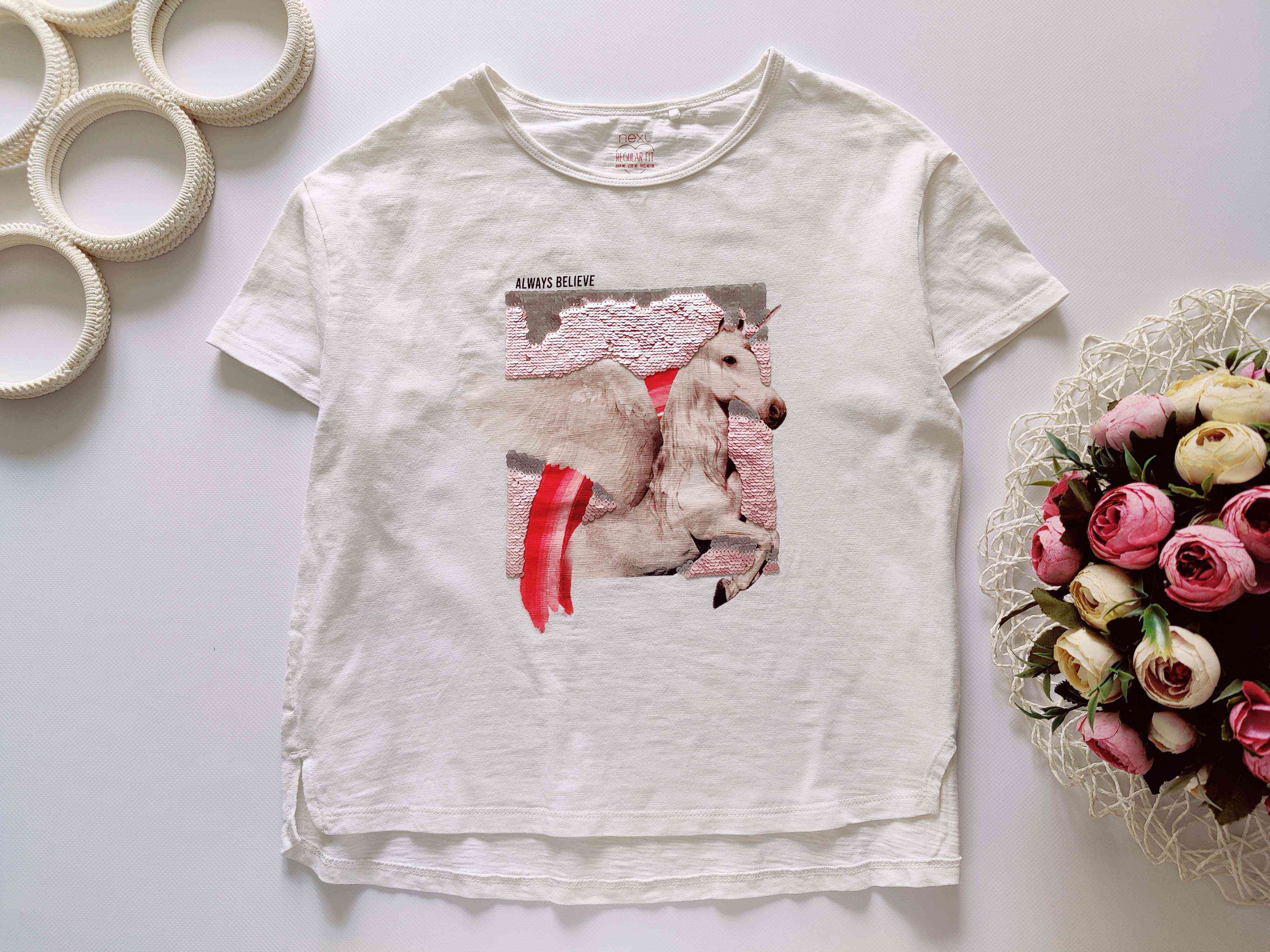 11 лет, рост 146 Футболка с лошадкой с пайетками