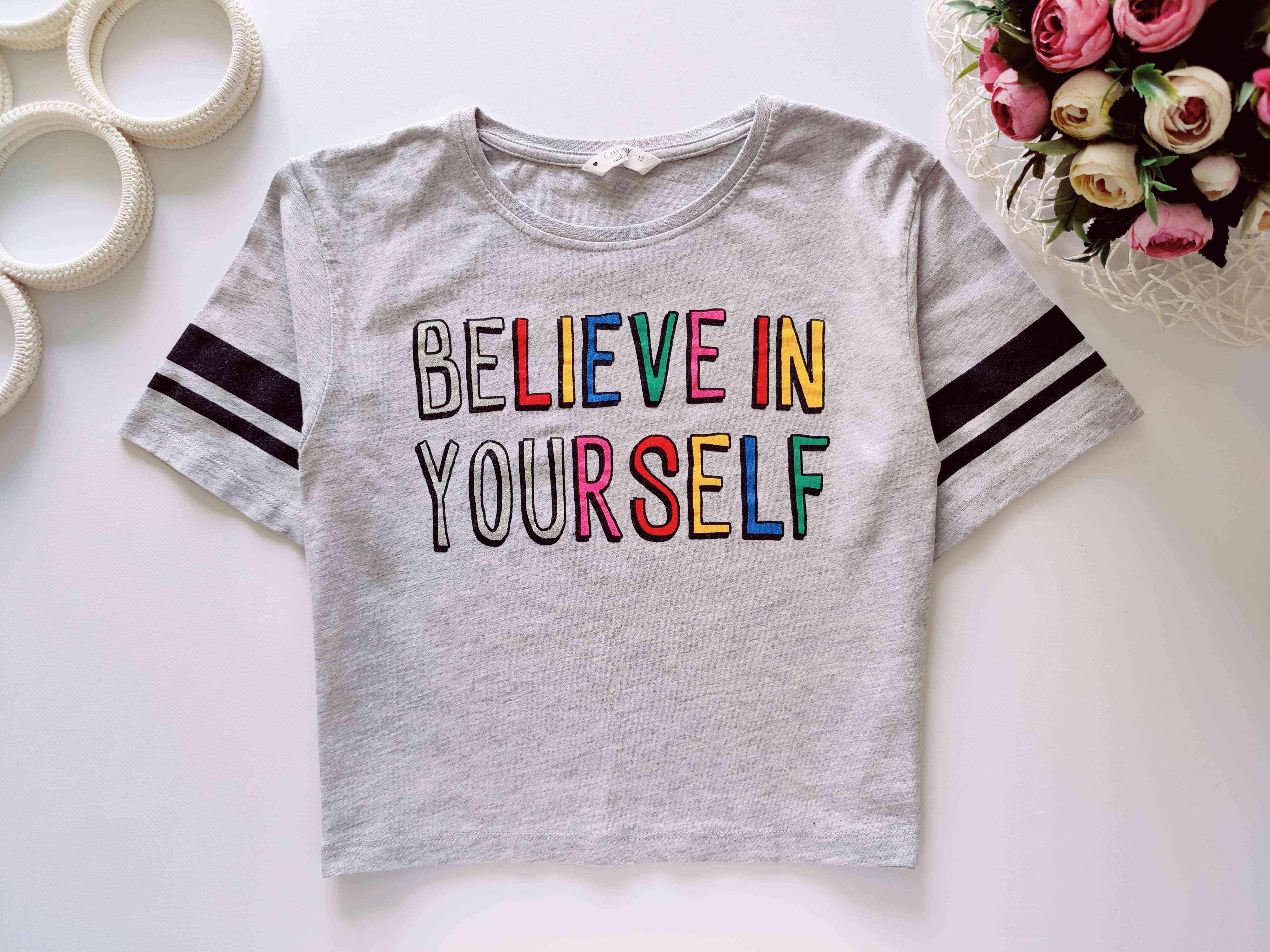 12 лет, рост 152 Модная футболка