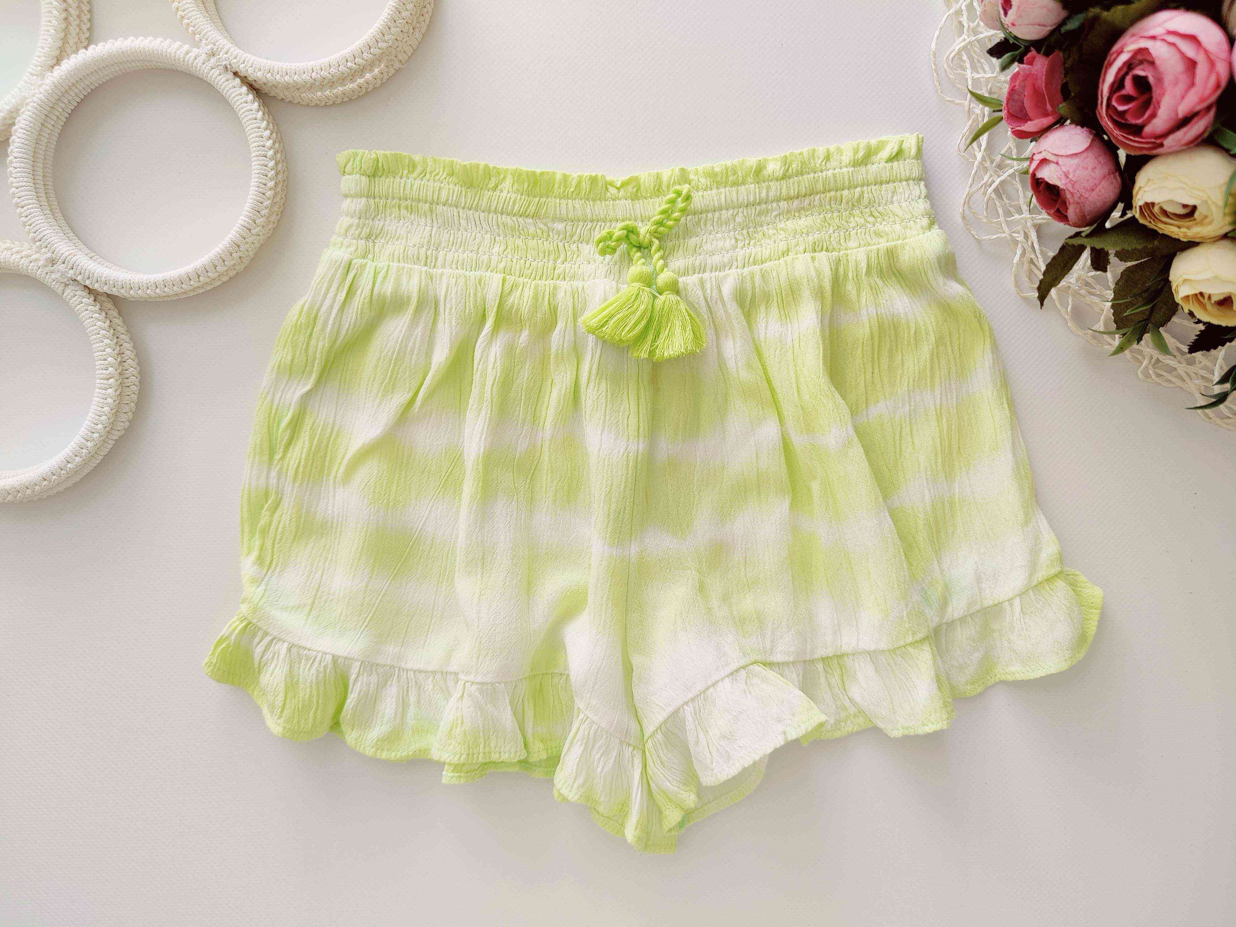 3 роки, зріст 98 Нові яскраві салатові шорти