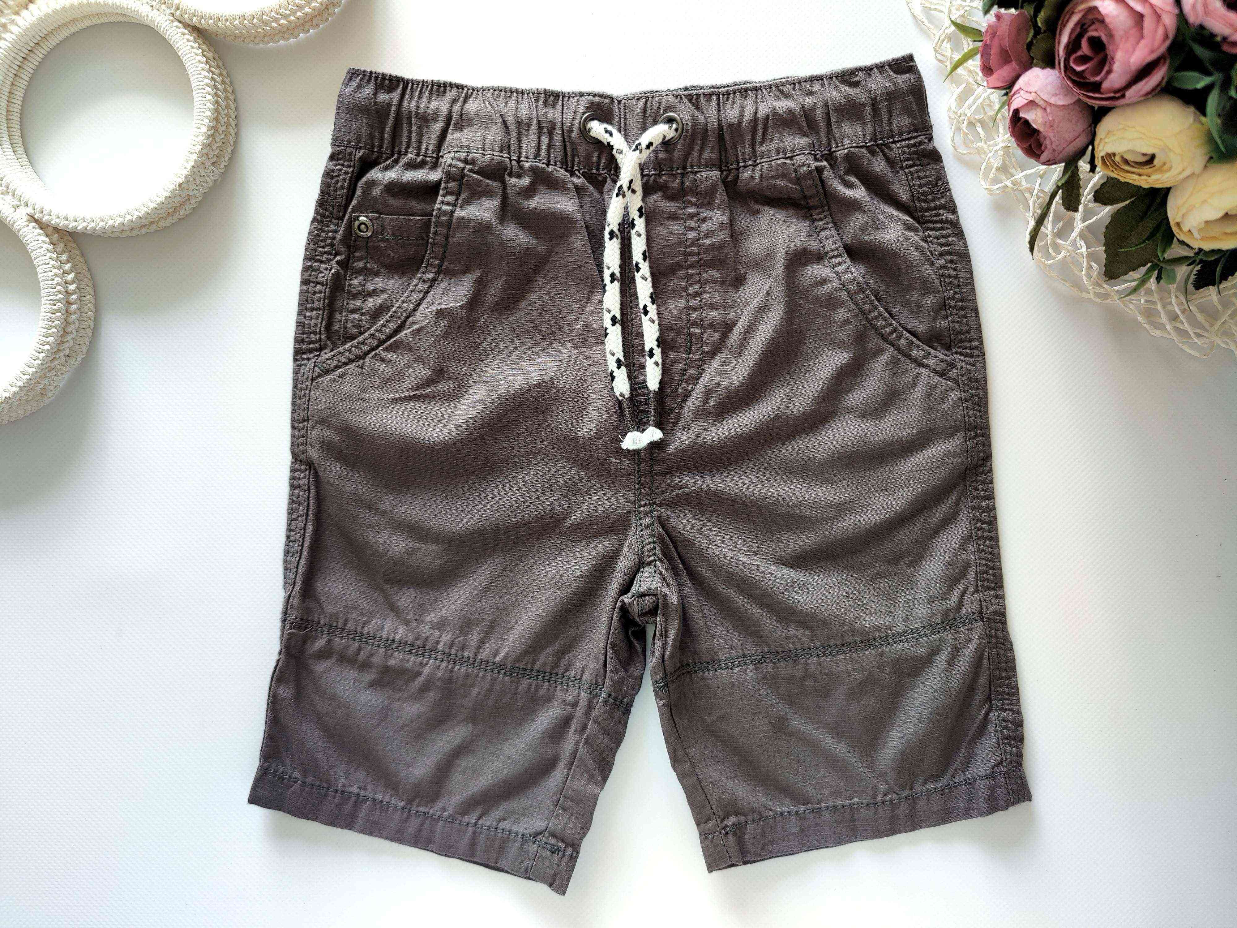 4 роки, зріст 104 Шорти на резинці