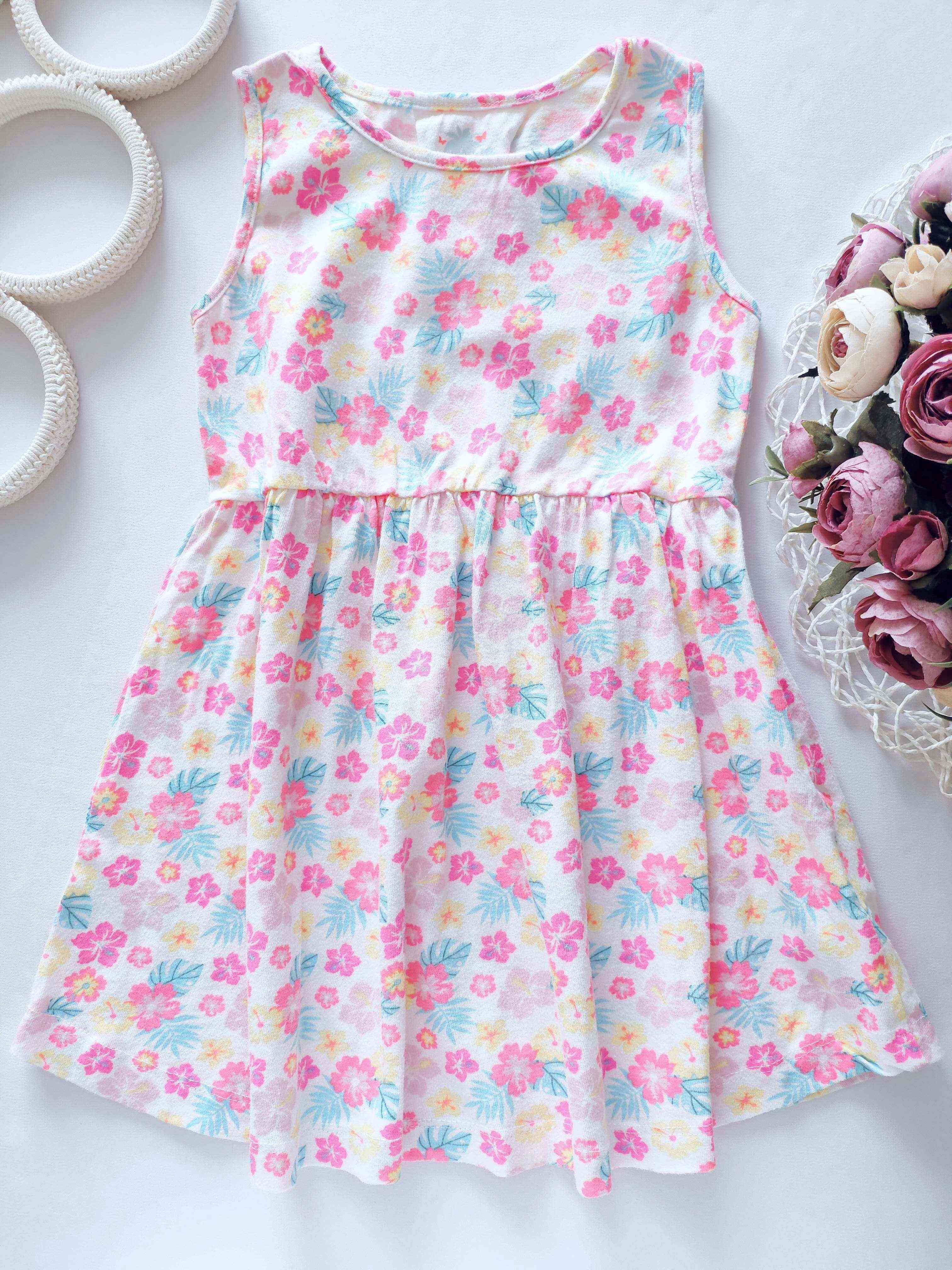 4,5 лет, рост 104,110 Платье для девочки