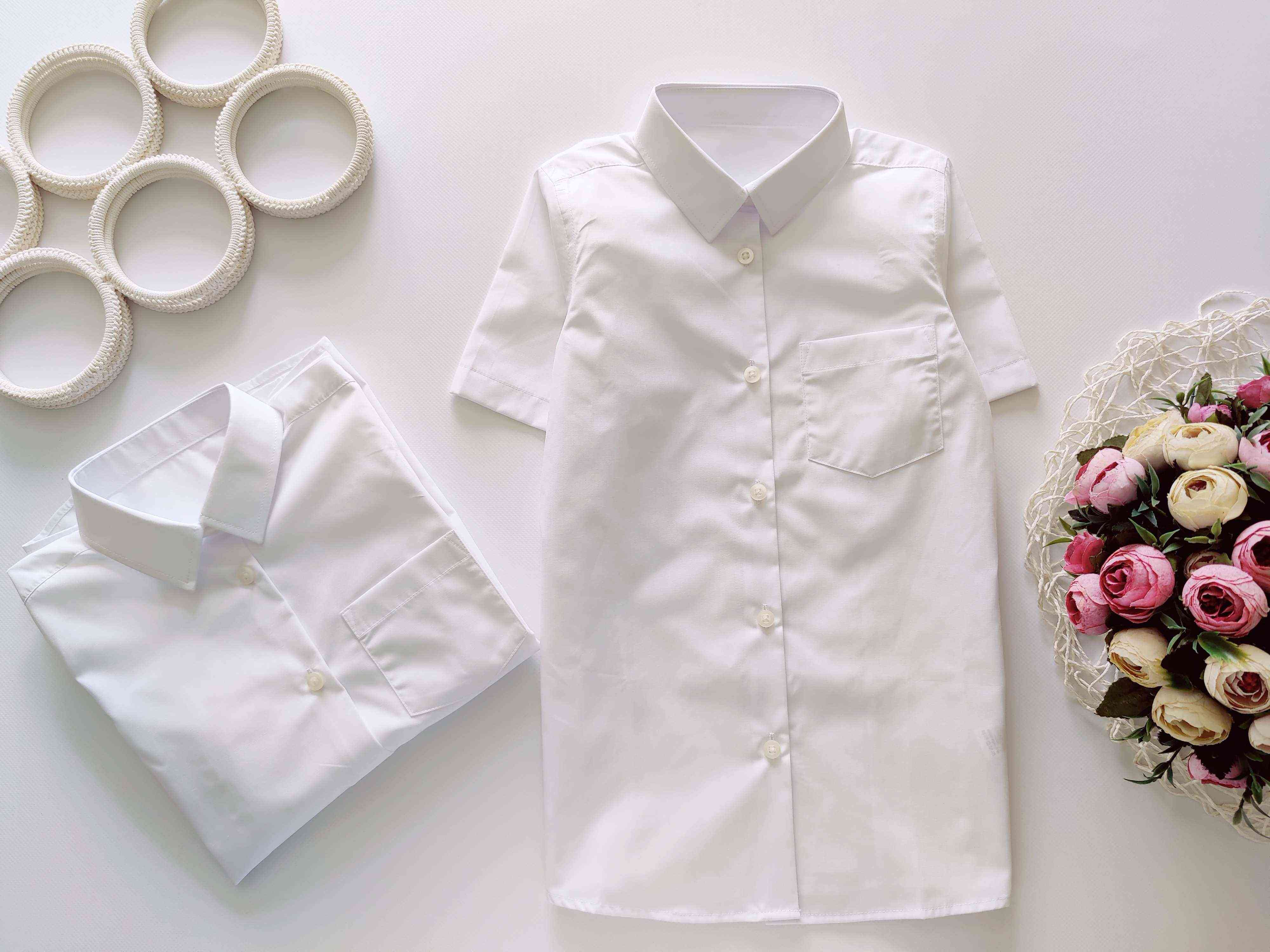 9 років, зріст 134 Нові білі сорочки