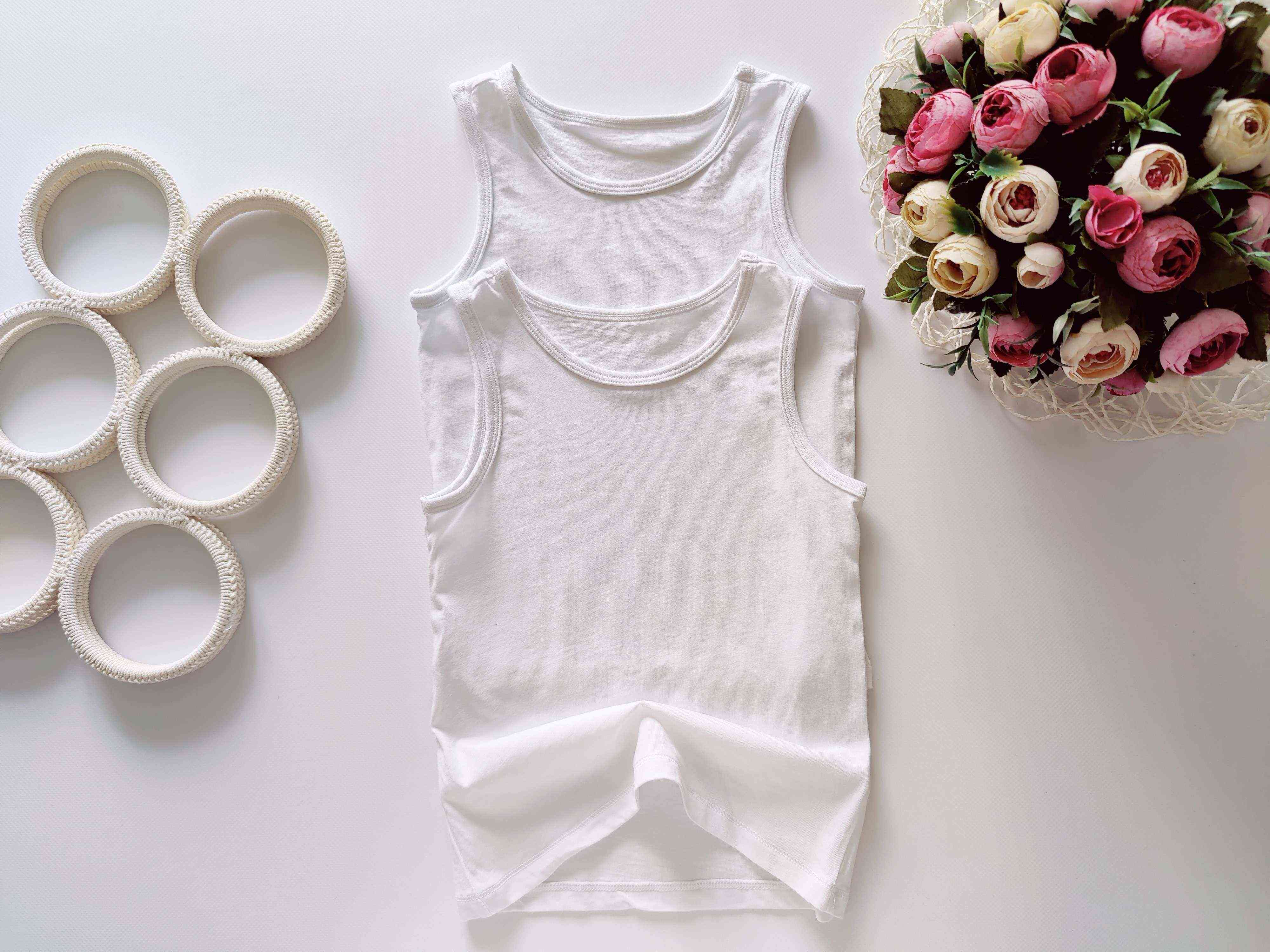 4,5 років, зріст 104,110 Комплект білих дитячих майок