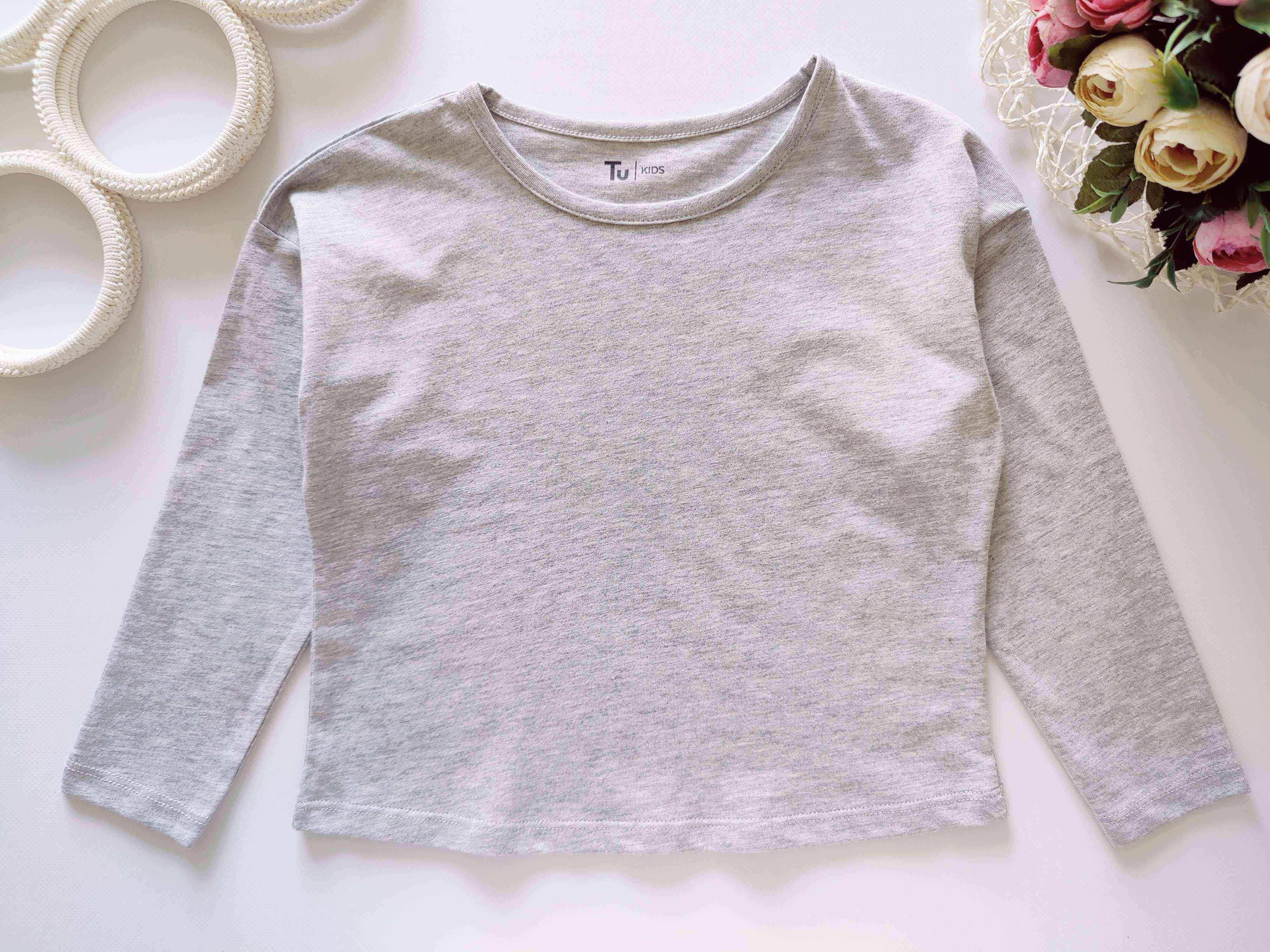 4,5 років, зріст 110 Новий сірий лонгслів