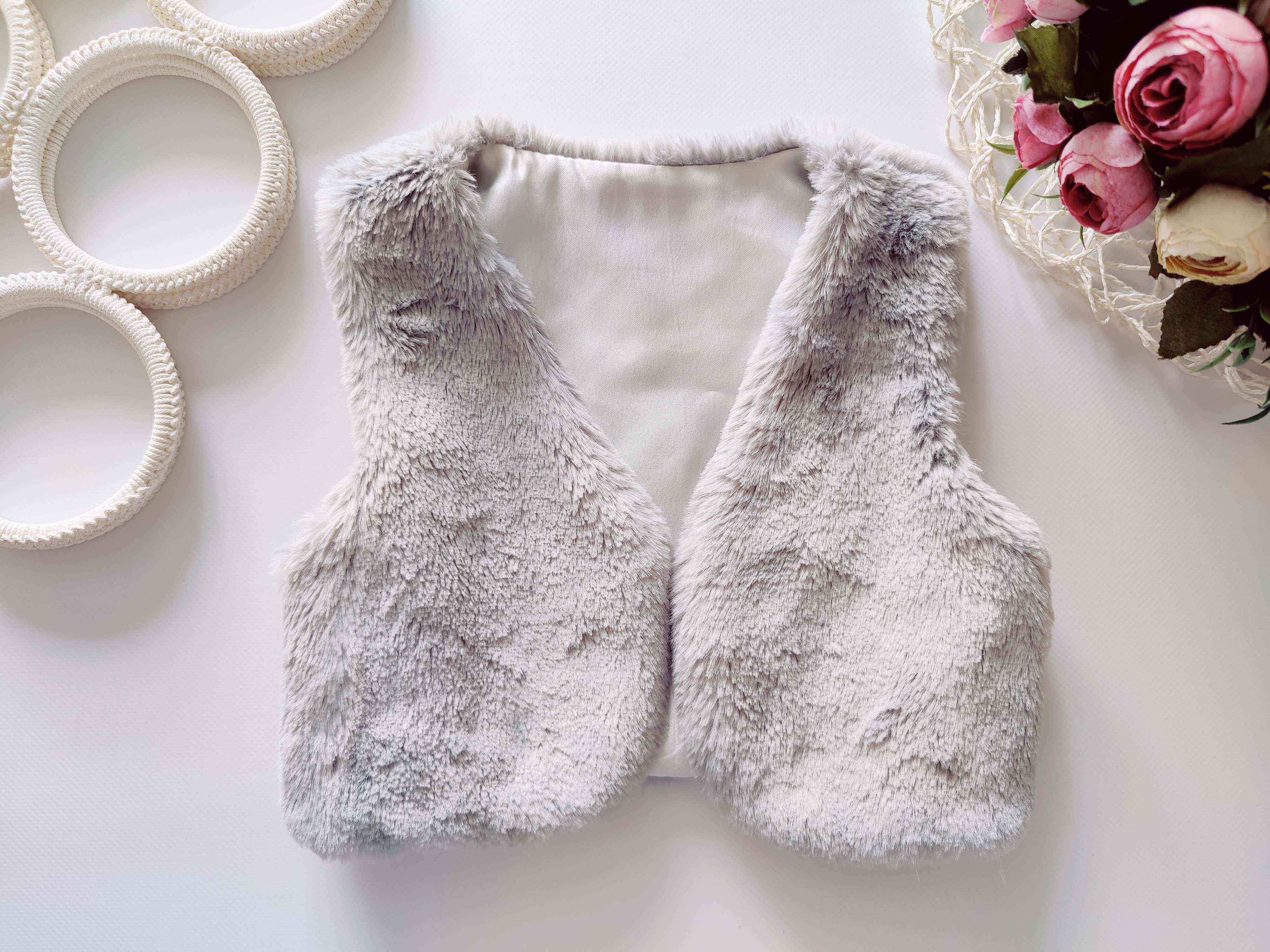 2,3 роки, зріст 98 Хутряний дитячий жилет