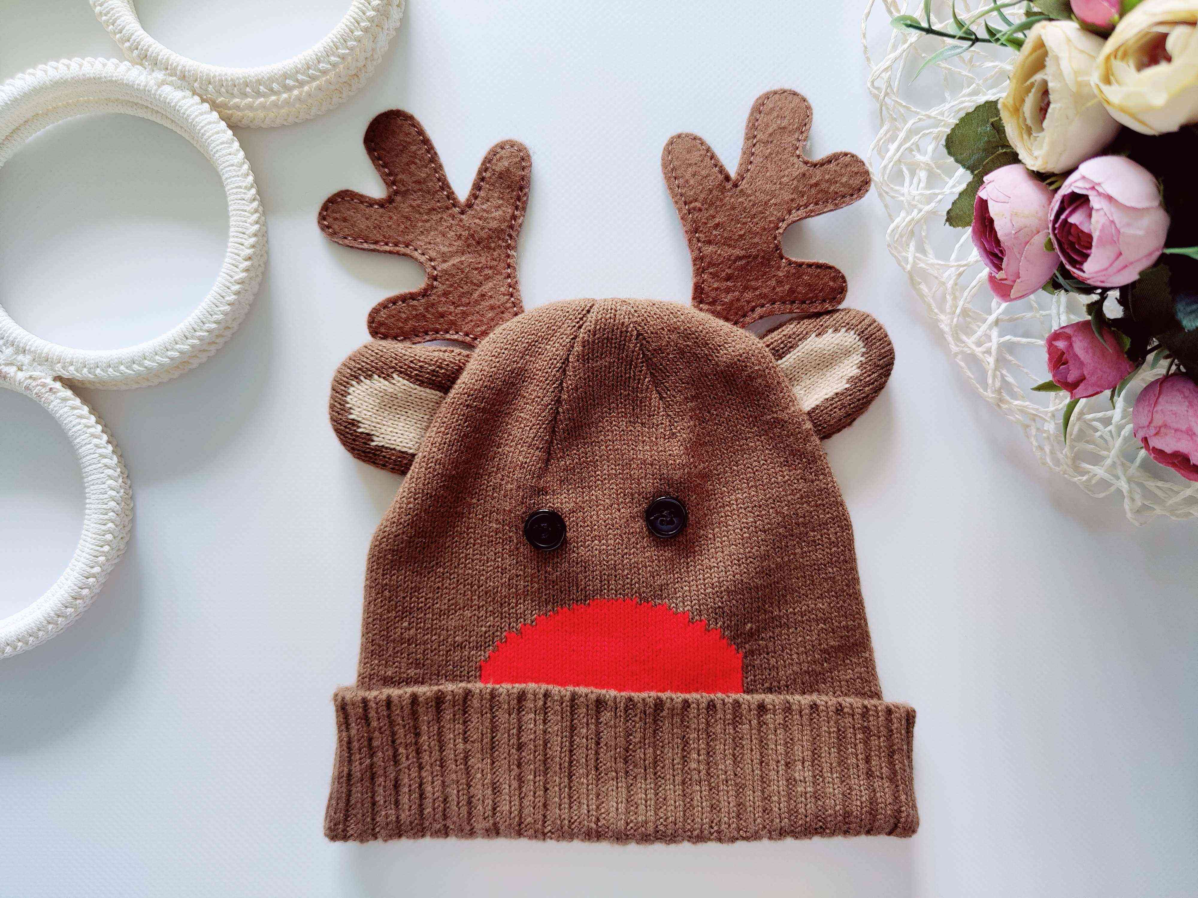 Детская шапка олень