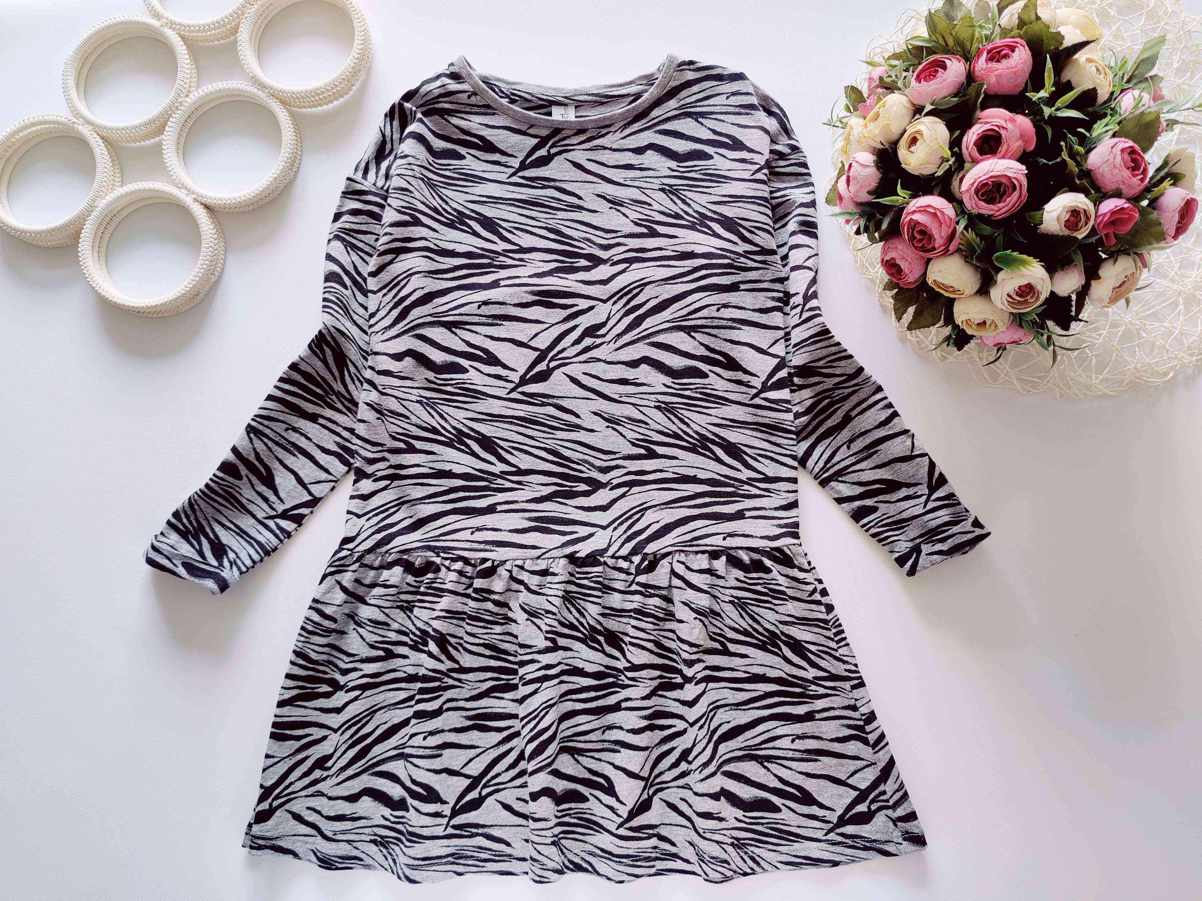 8 лет, рост 128 Платье для девочки