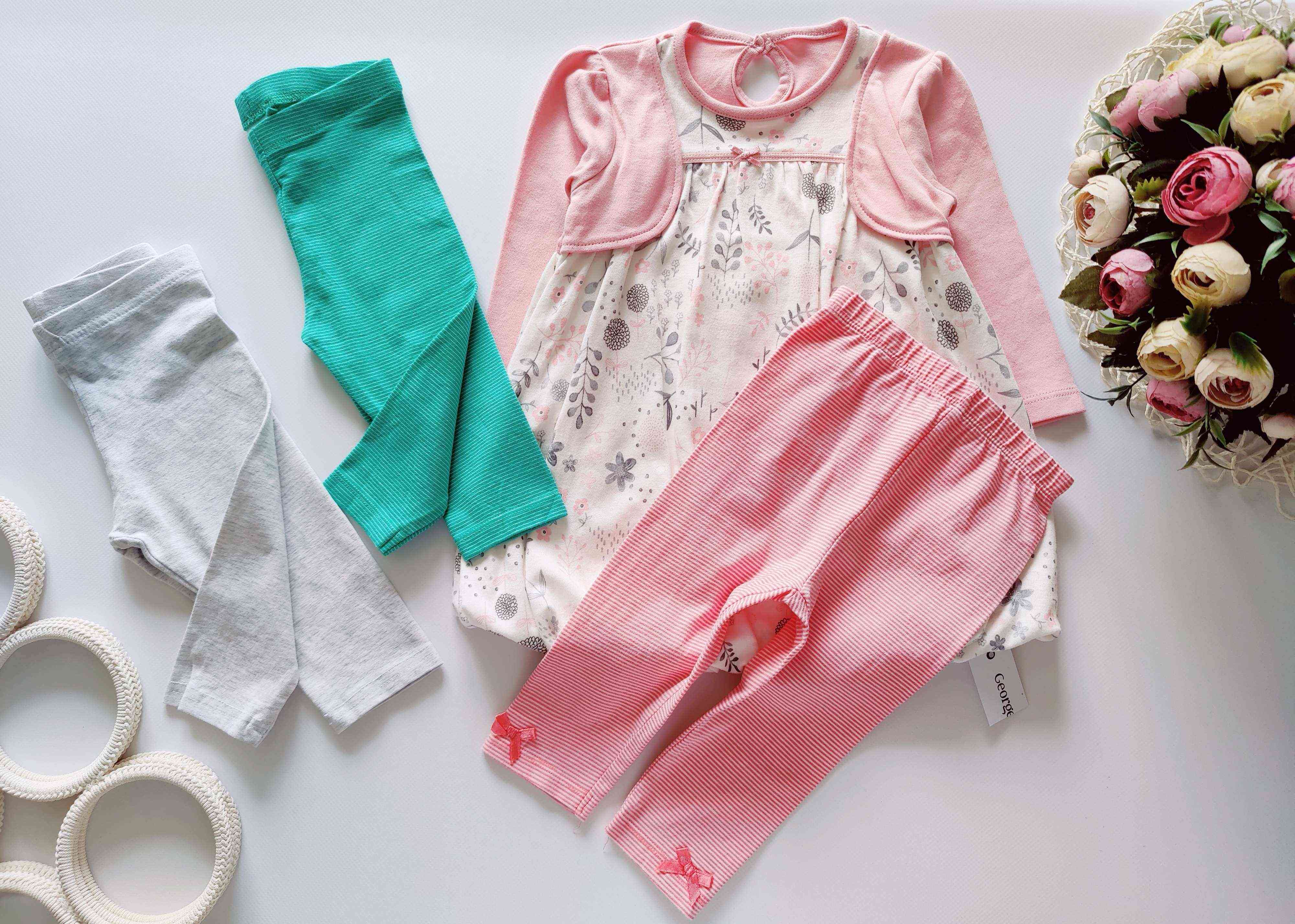 6,9 міс, зріст 68,74 Нова сукня та троє нових лосин