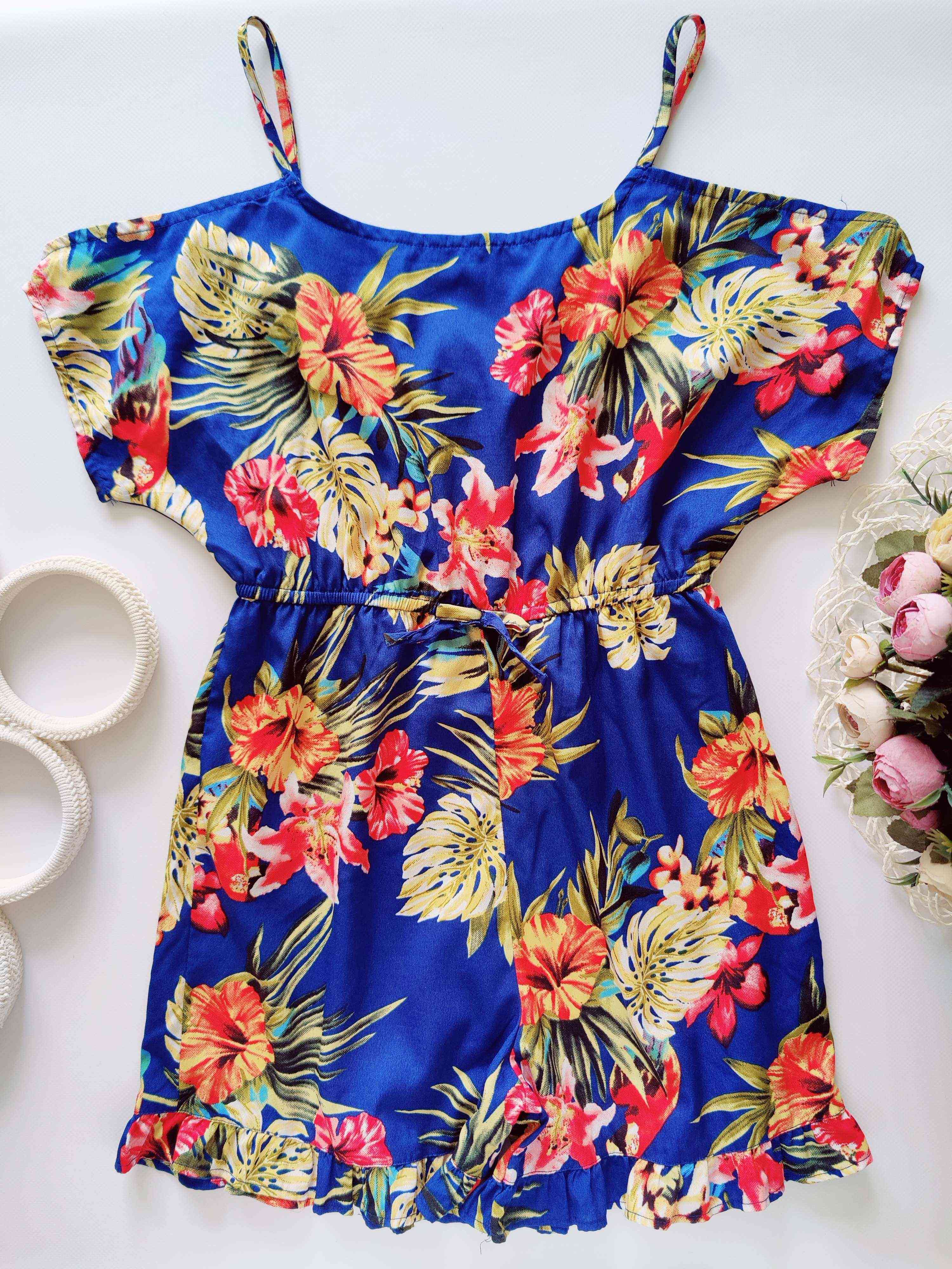 10,11 лет, рост 146 Легкий летний ромпер