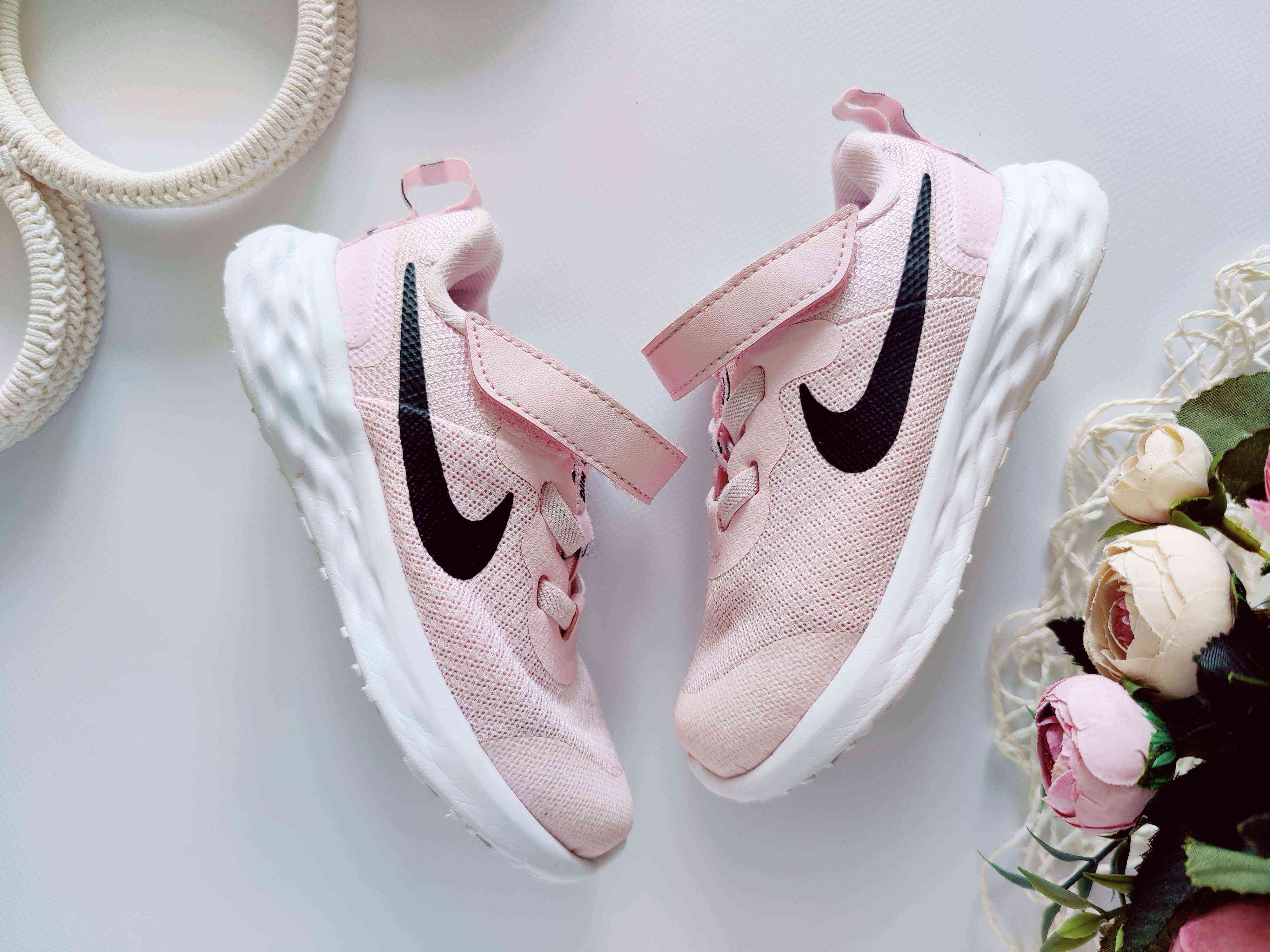 26 (16,3 см) Легкі кросівки для дівчинки