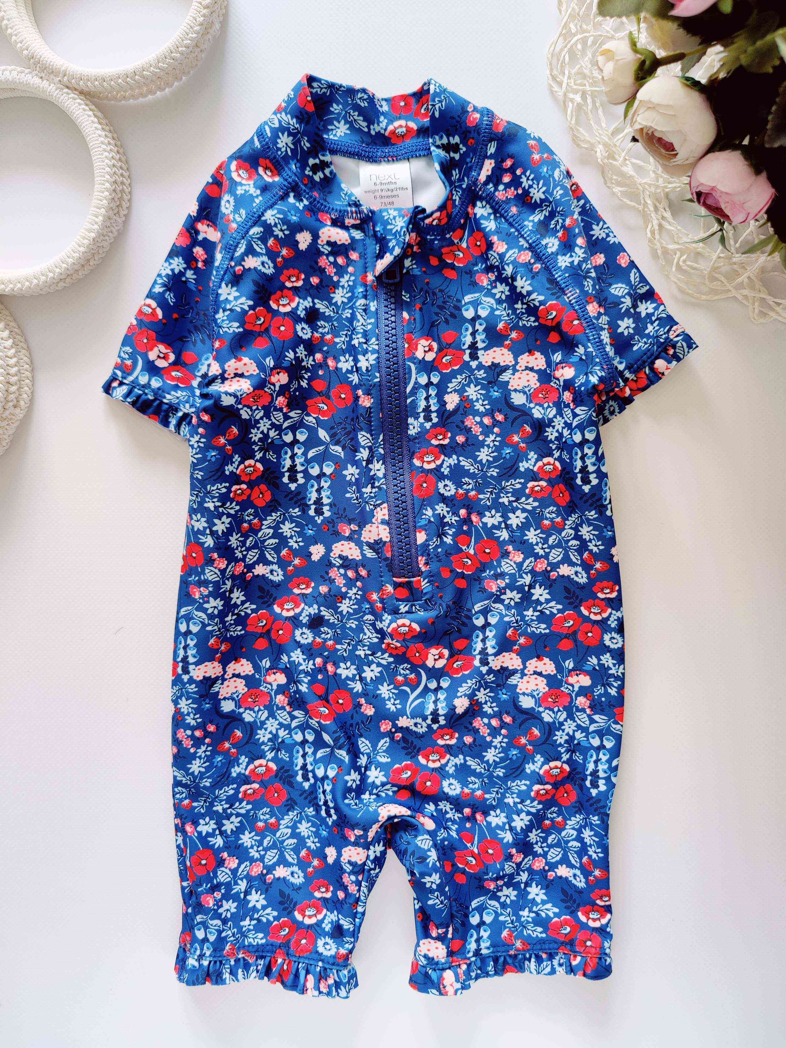 6,9 мес, рост 73 Купальник для девочки