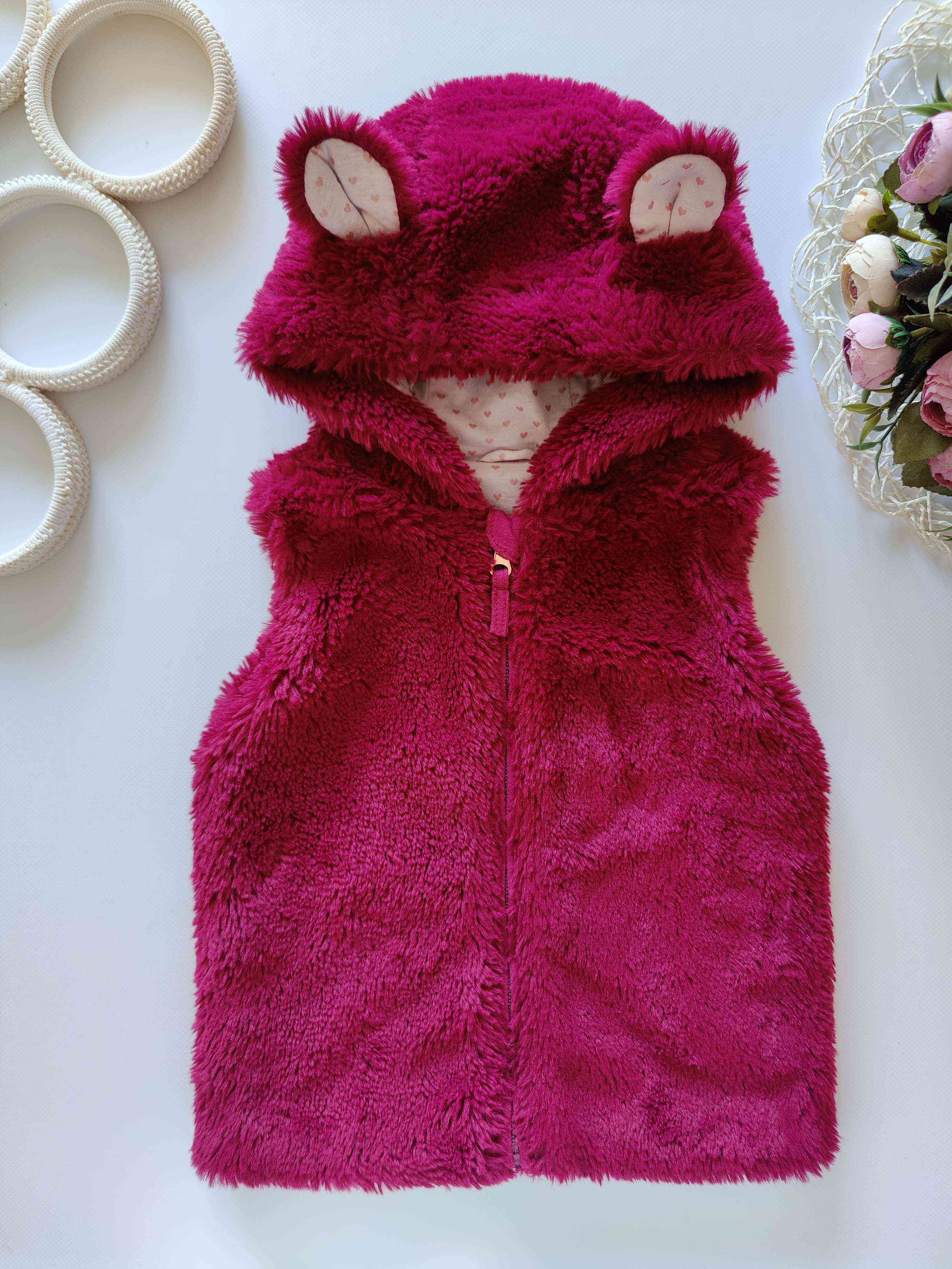 2,3 года, рост 92,98 Меховая жилетка на молнии