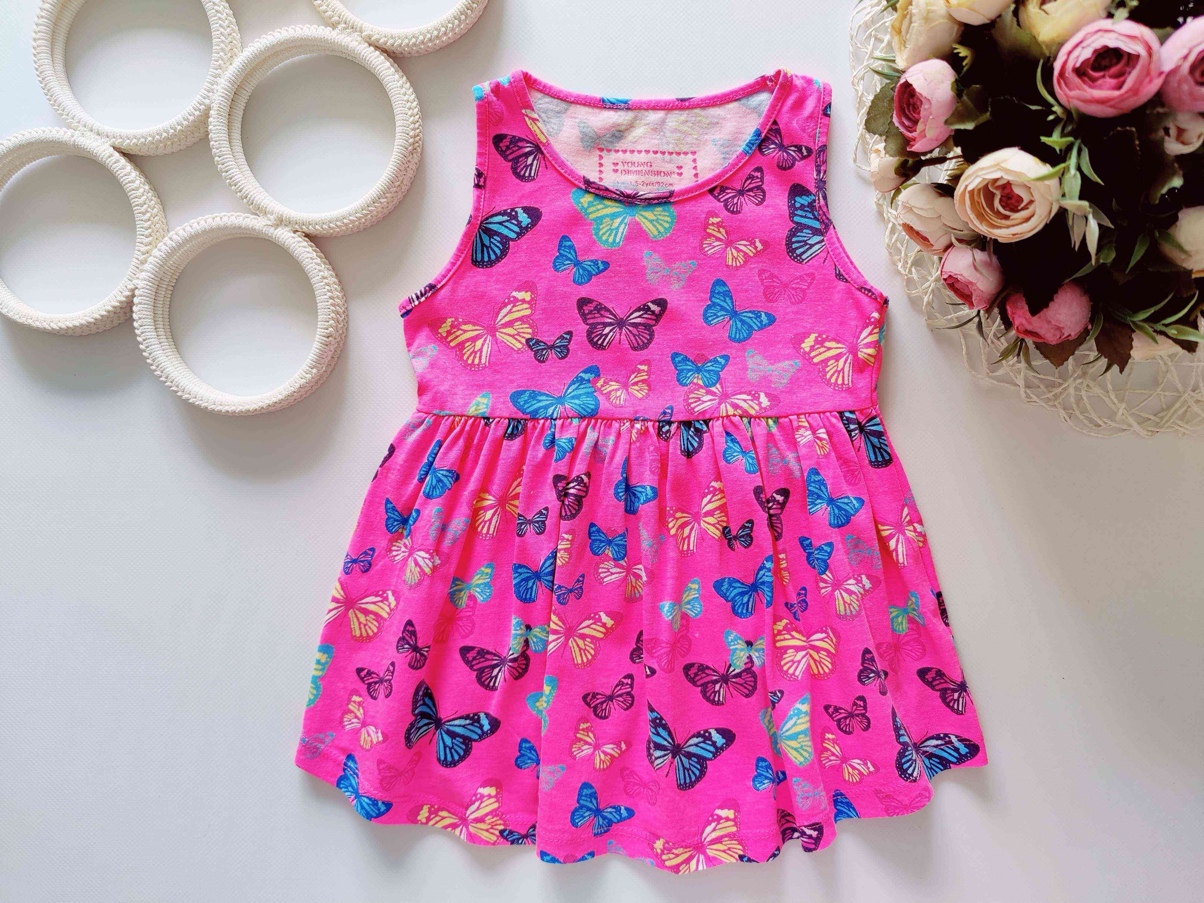 1,5,2 года, рост 92 Яркий летний сарафан в бабочках