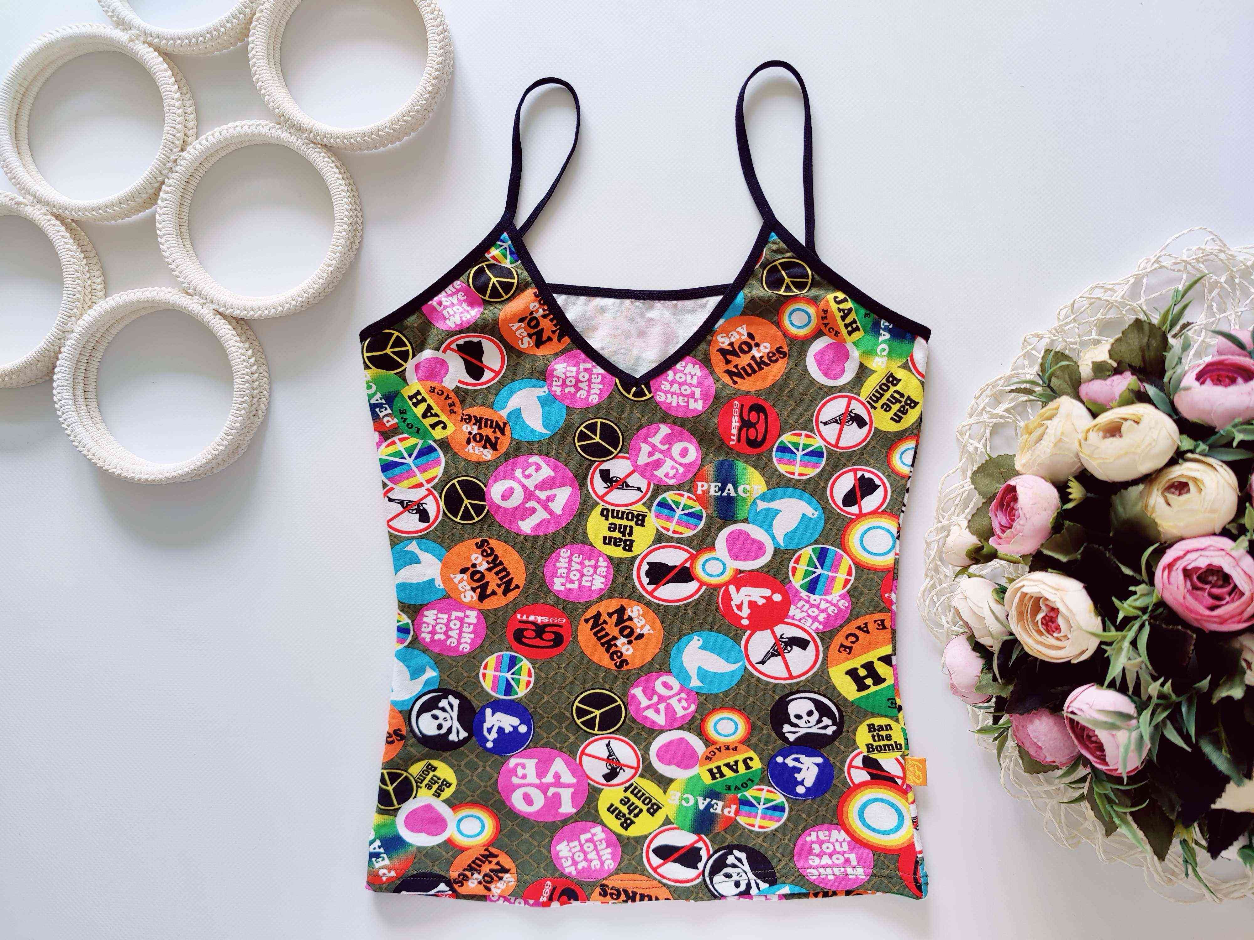 8 лет, рост 128 Яркая летняя майка