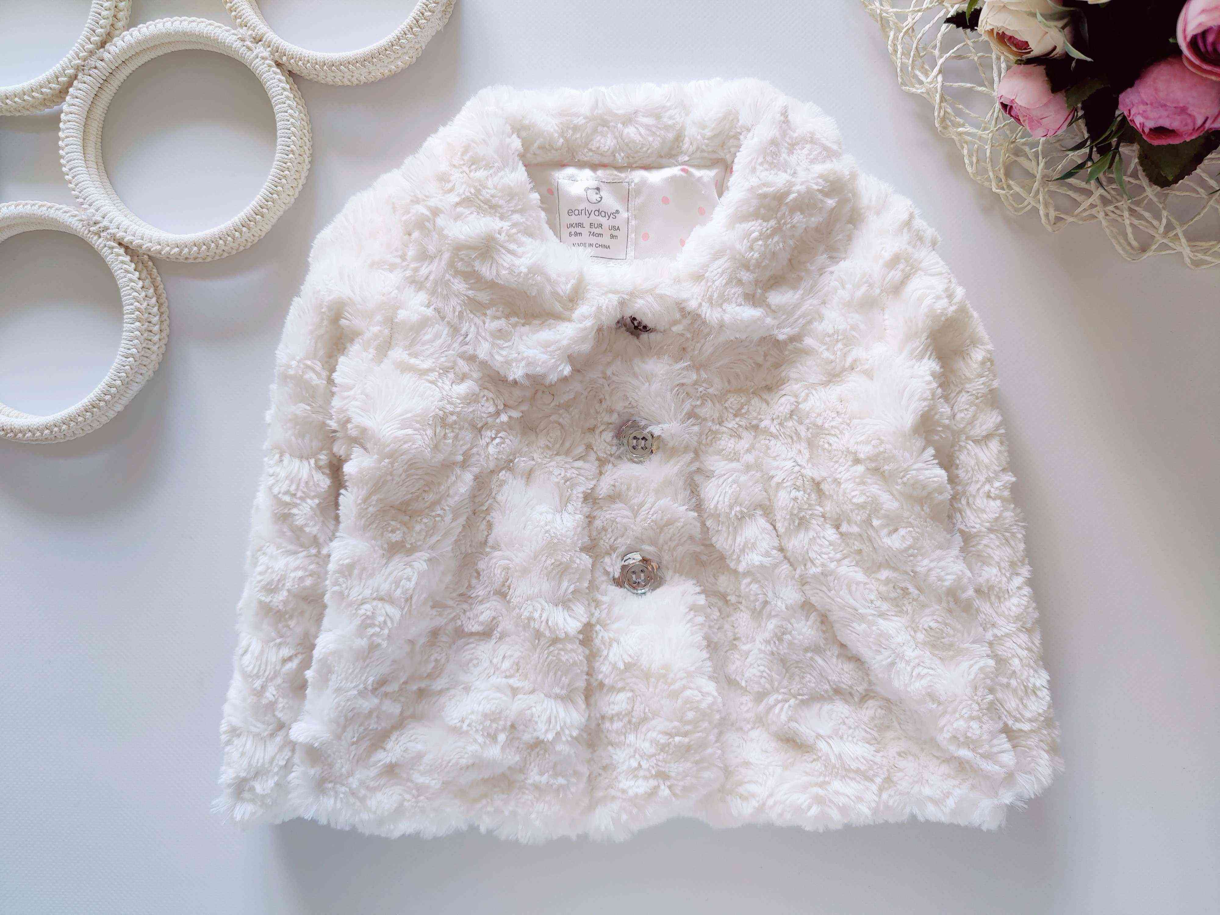 6,9 мес, рост 74 Демисезонное пальтишко