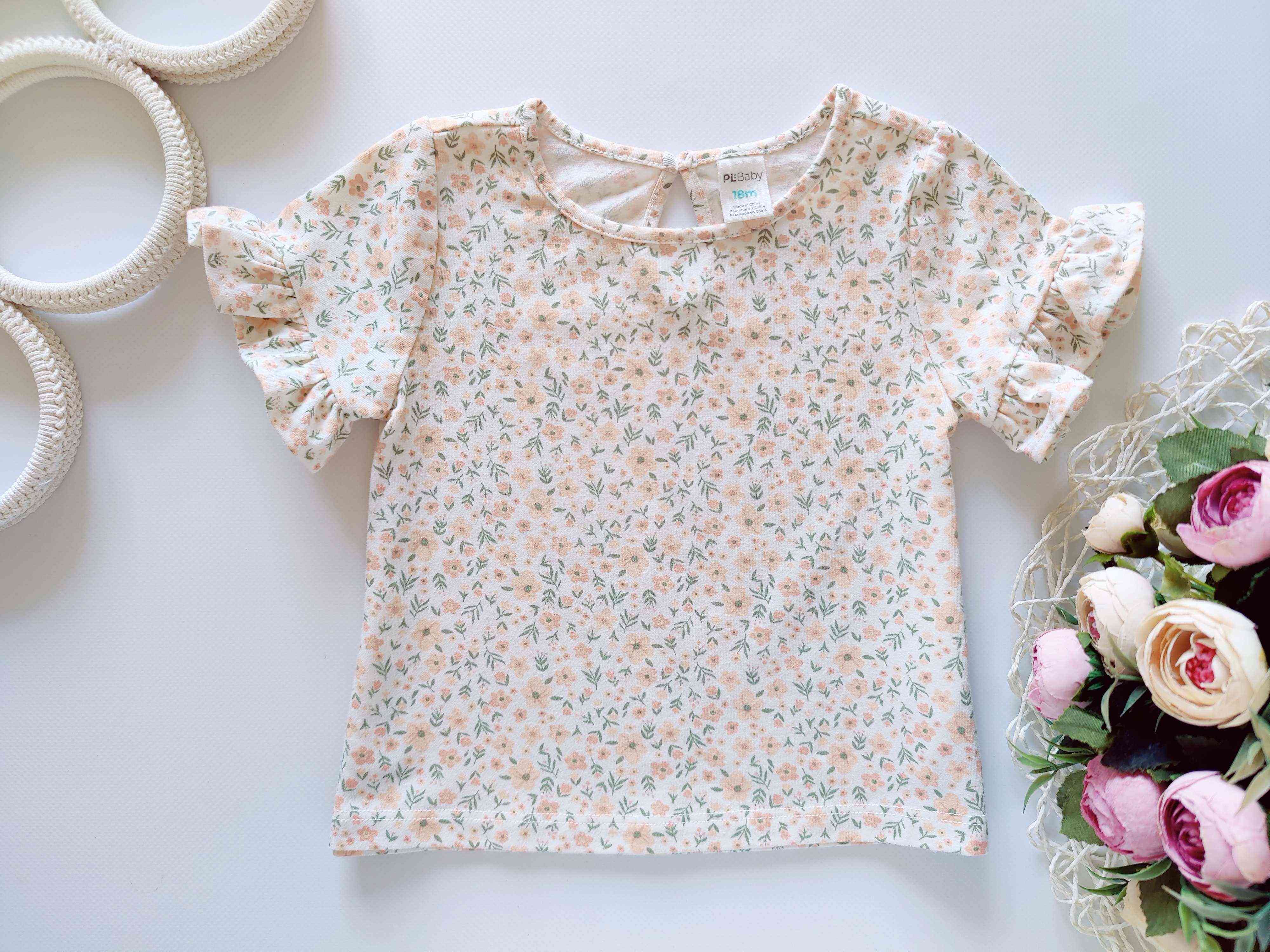 18 мес, рост 86,92 Нежная цветочная детская футбокла