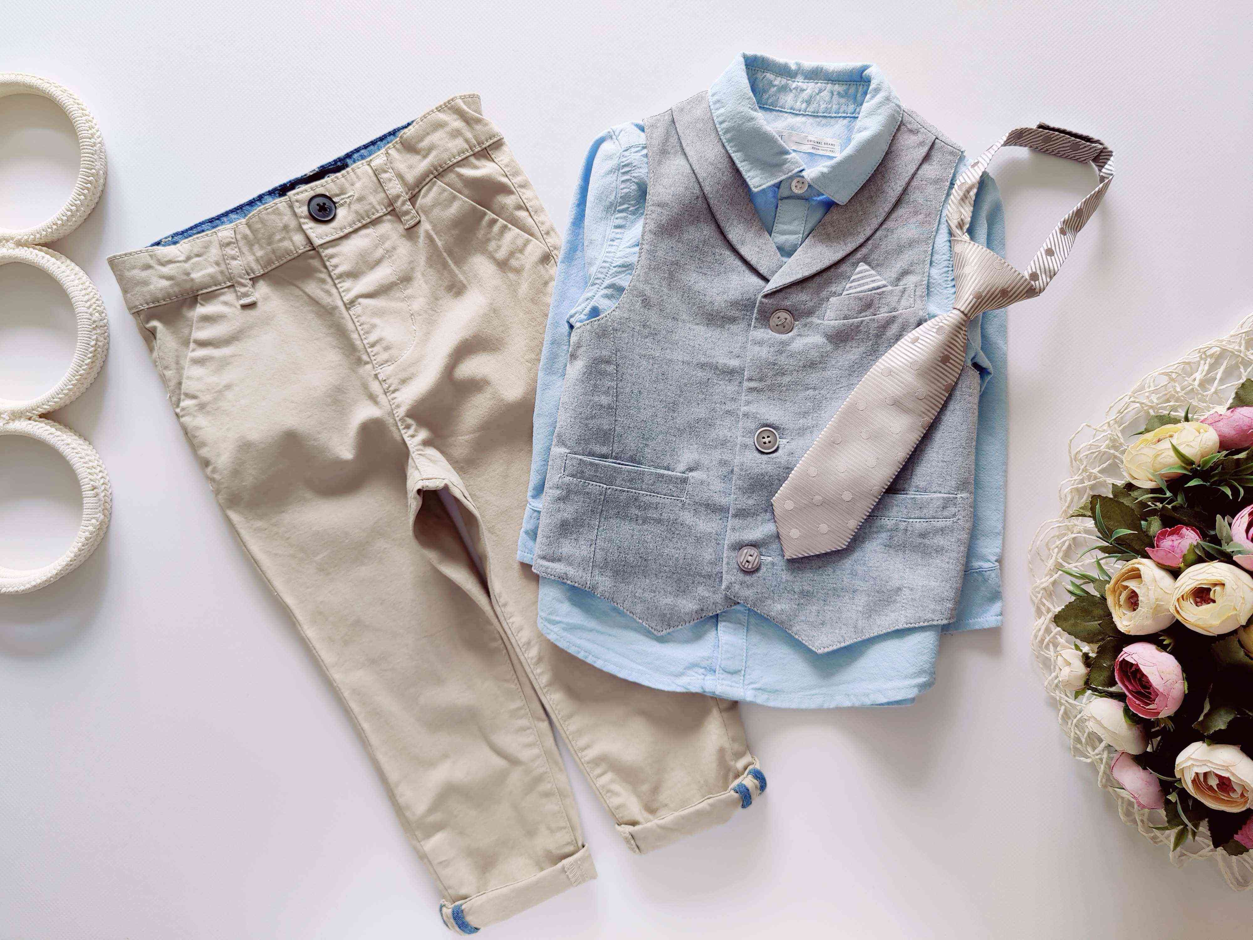 12,18 мес, рост 86 Нарядный костюм для мальчика с галстуком