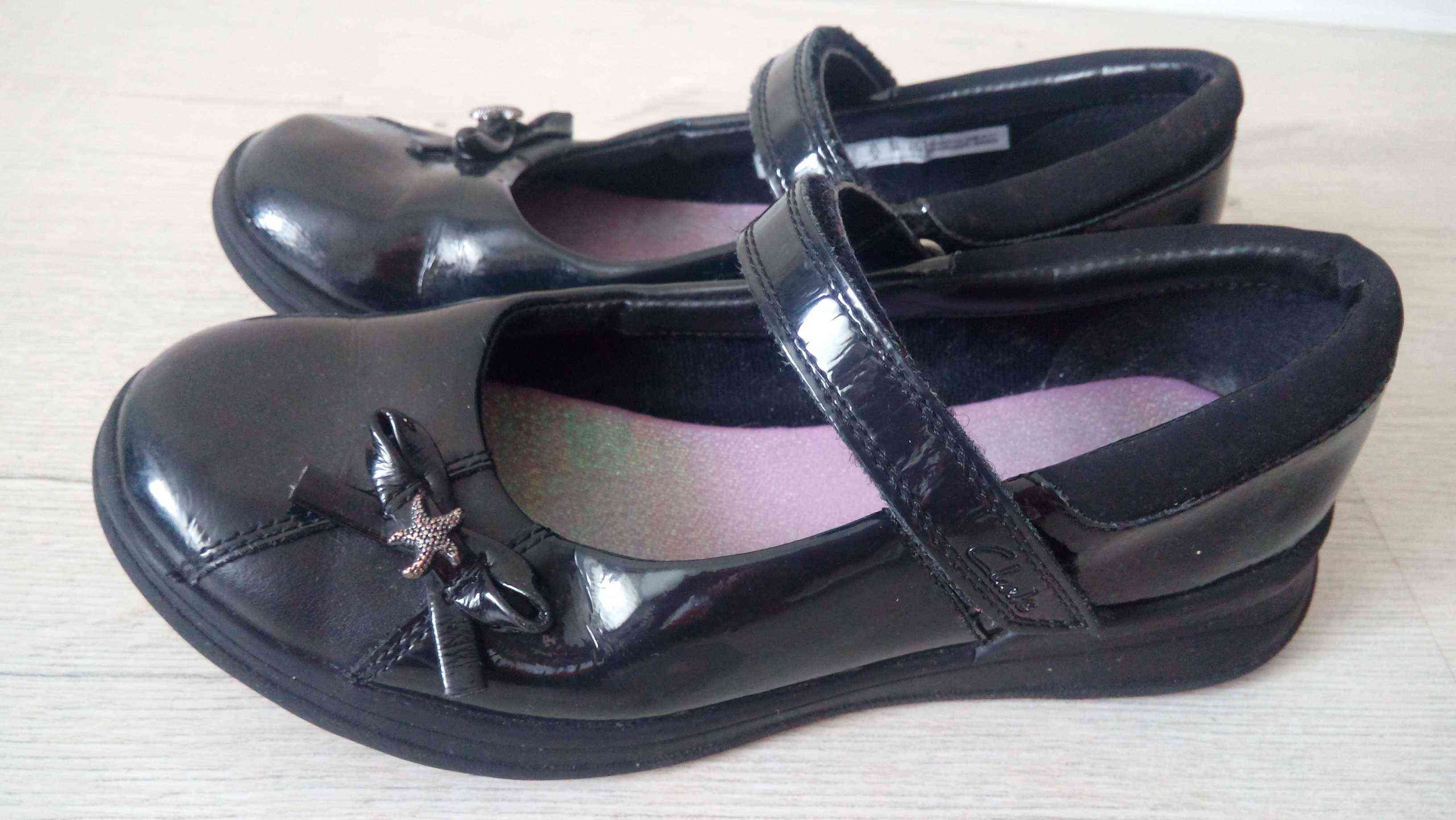 34 (21,5 см) Clarks 2017 рік Шкіряні туфлі для дівчинки