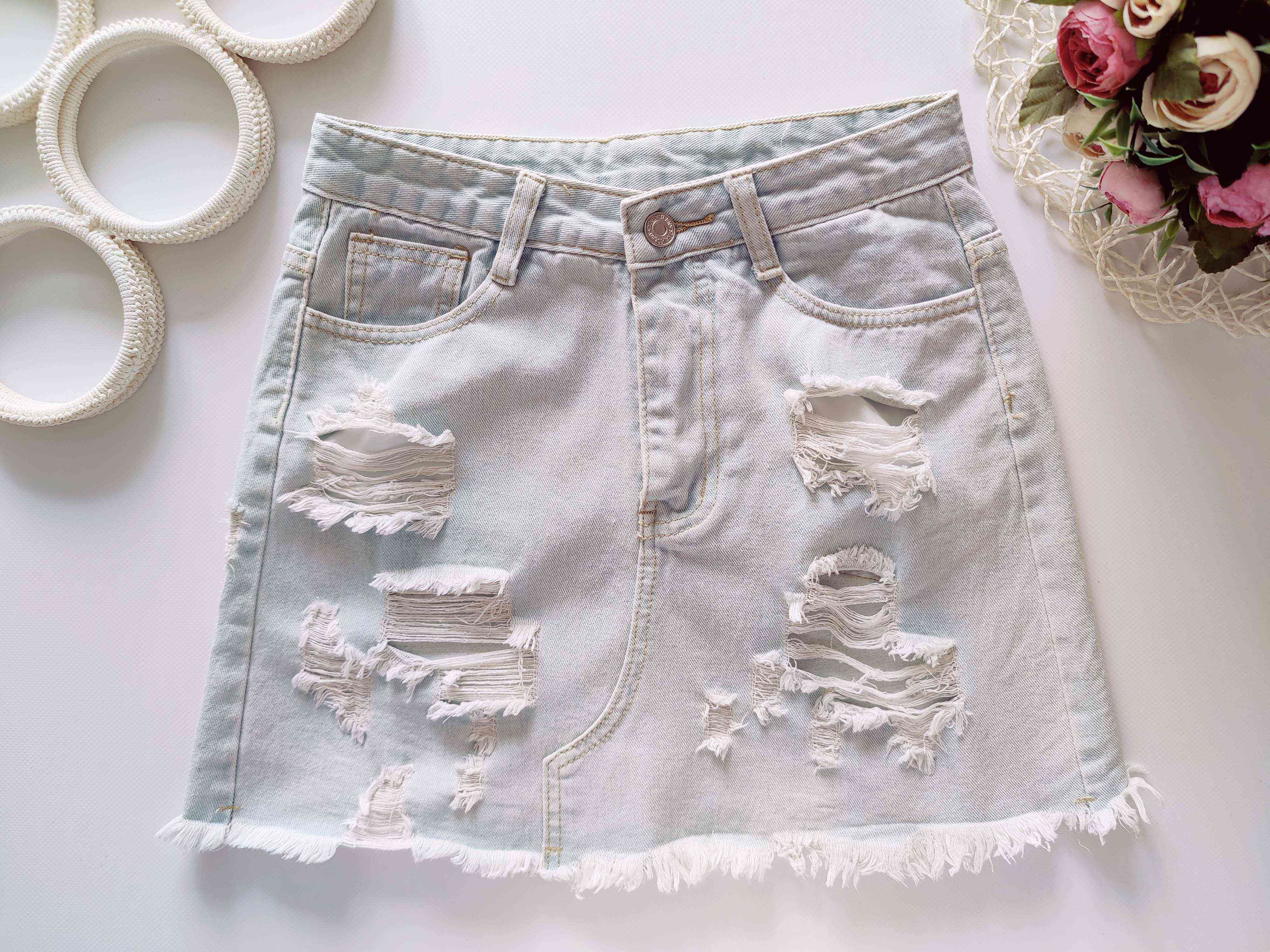 XS Рваная голубая джинсовая юбка Shein