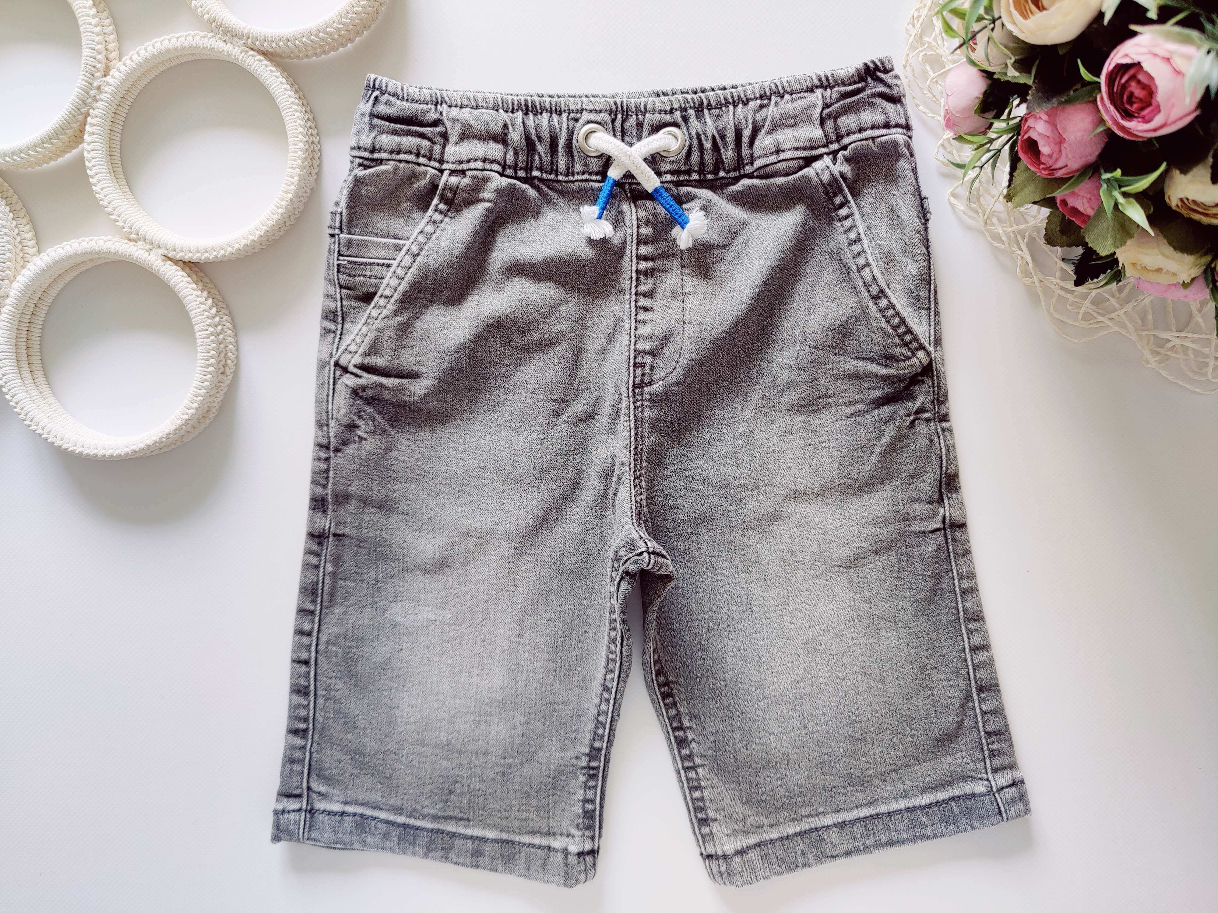 4,5 років, зріст 104,110 Стрейчові шорти на резинці