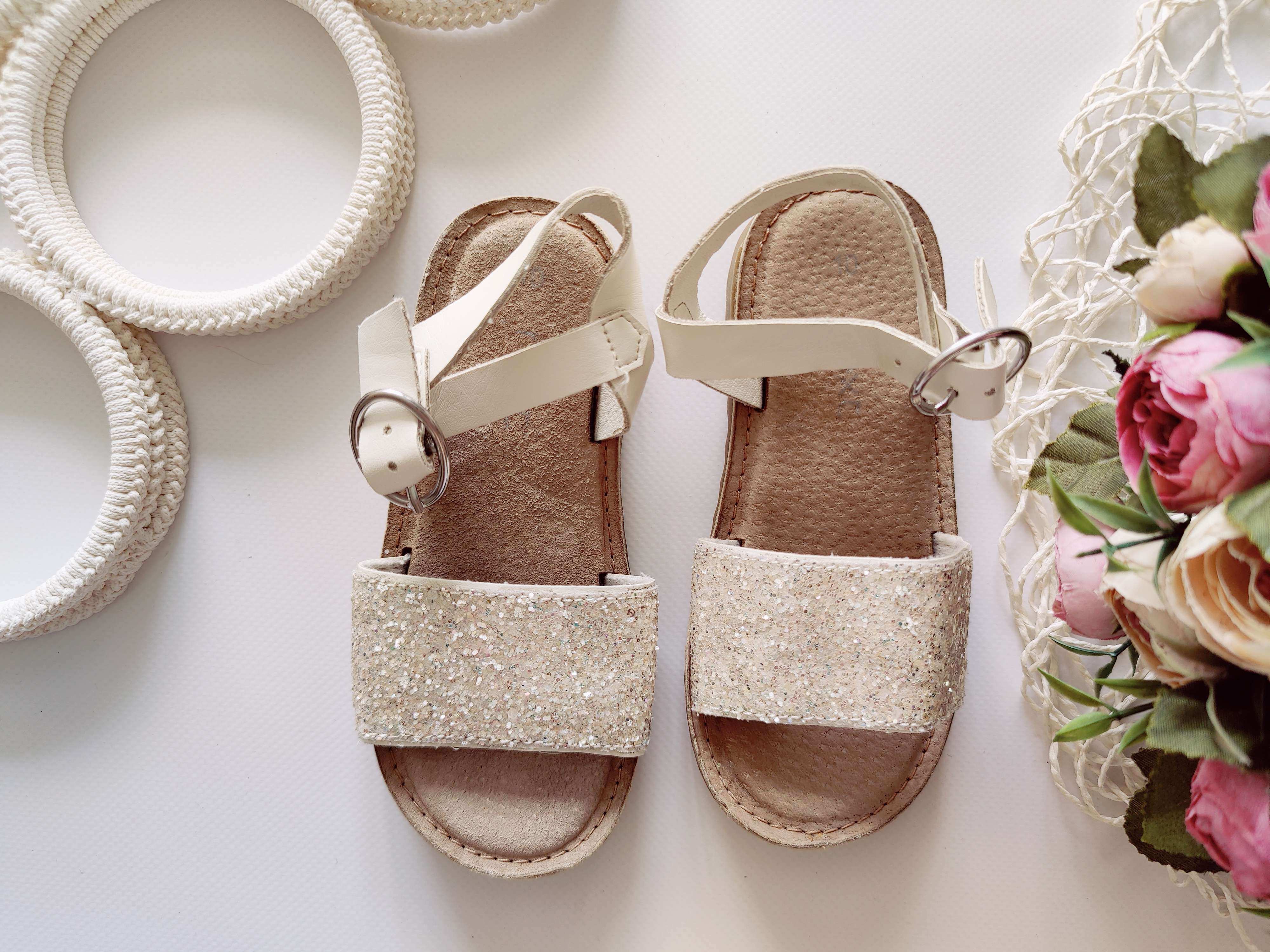 27 (16,5-17,5 см) Сандали девочке