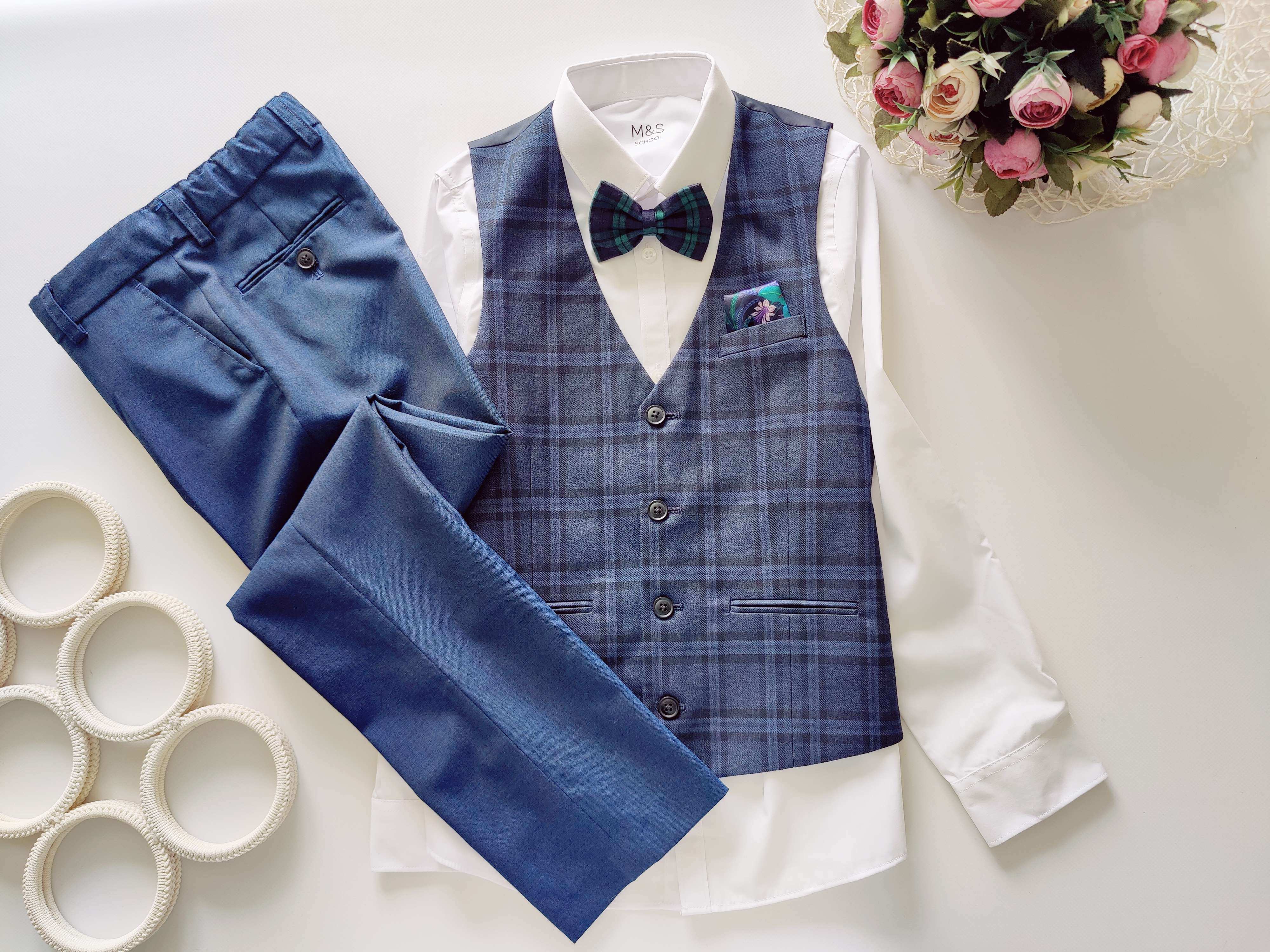 10,11 лет, рост 140,146 Красивый нарядный детский костюм в школу